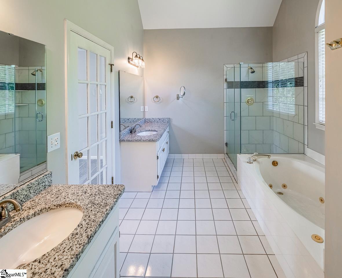 32 English Oak Road Simpsonville, SC 29681