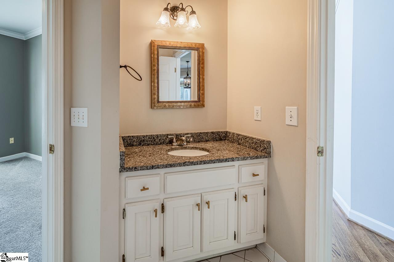 32 English Oak Road Simpsonville, SC 29681
