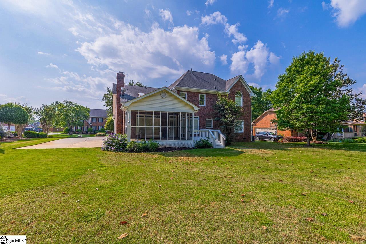 32 English Oak Road Simpsonville, SC 29681