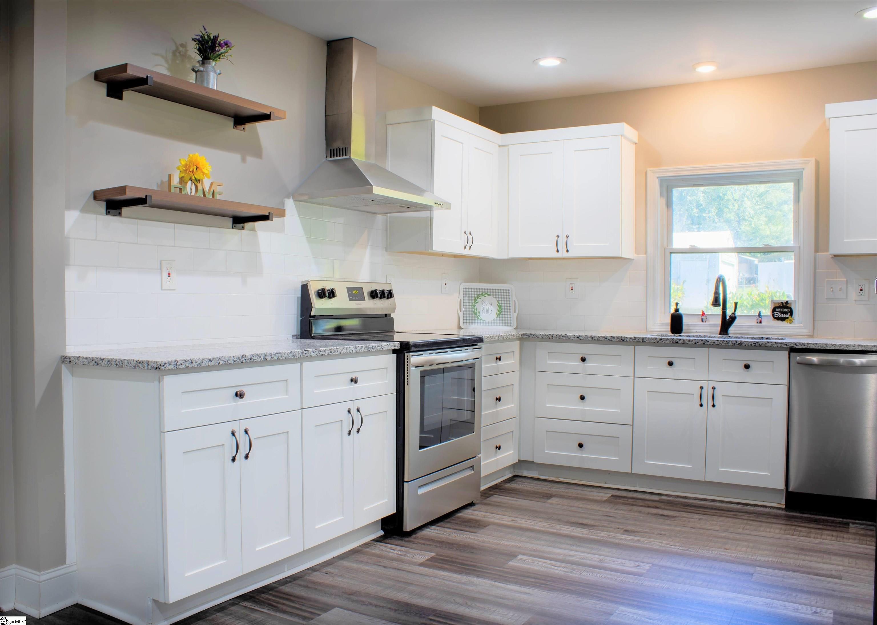 340 W Peachtree Street Woodruff, SC 29388