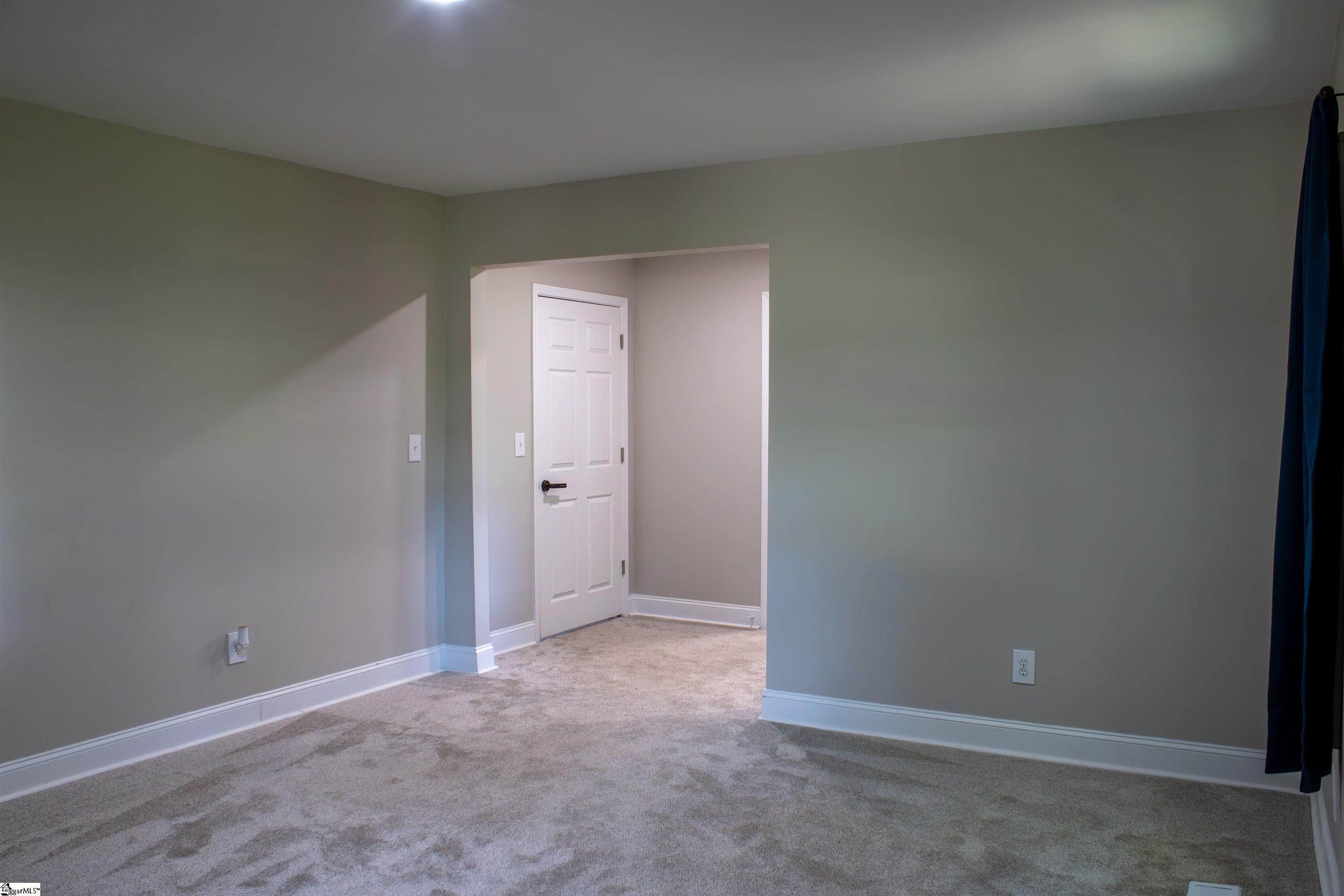340 W Peachtree Street Woodruff, SC 29388