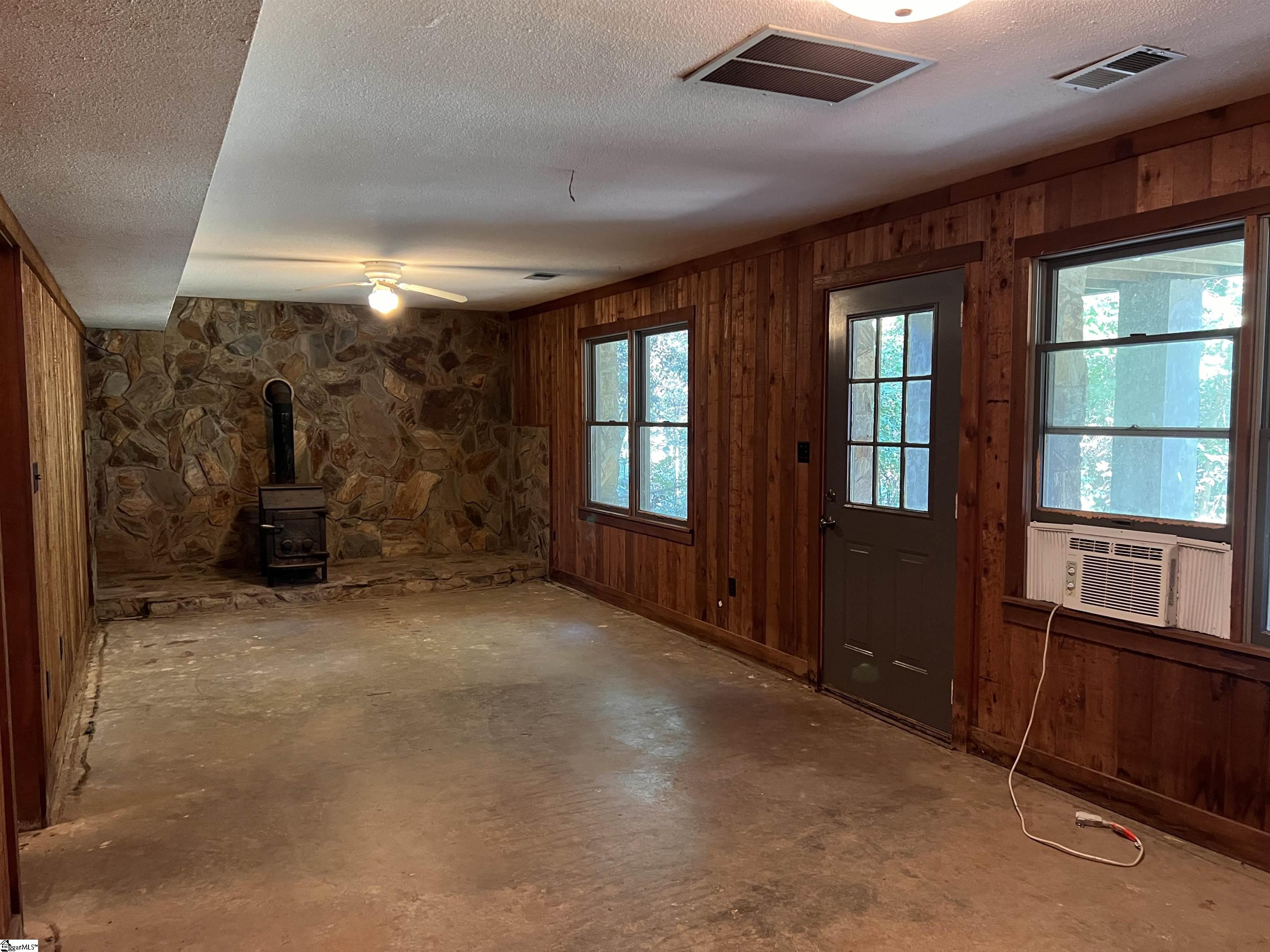 109 Edinburgh Place Moore, SC 29369