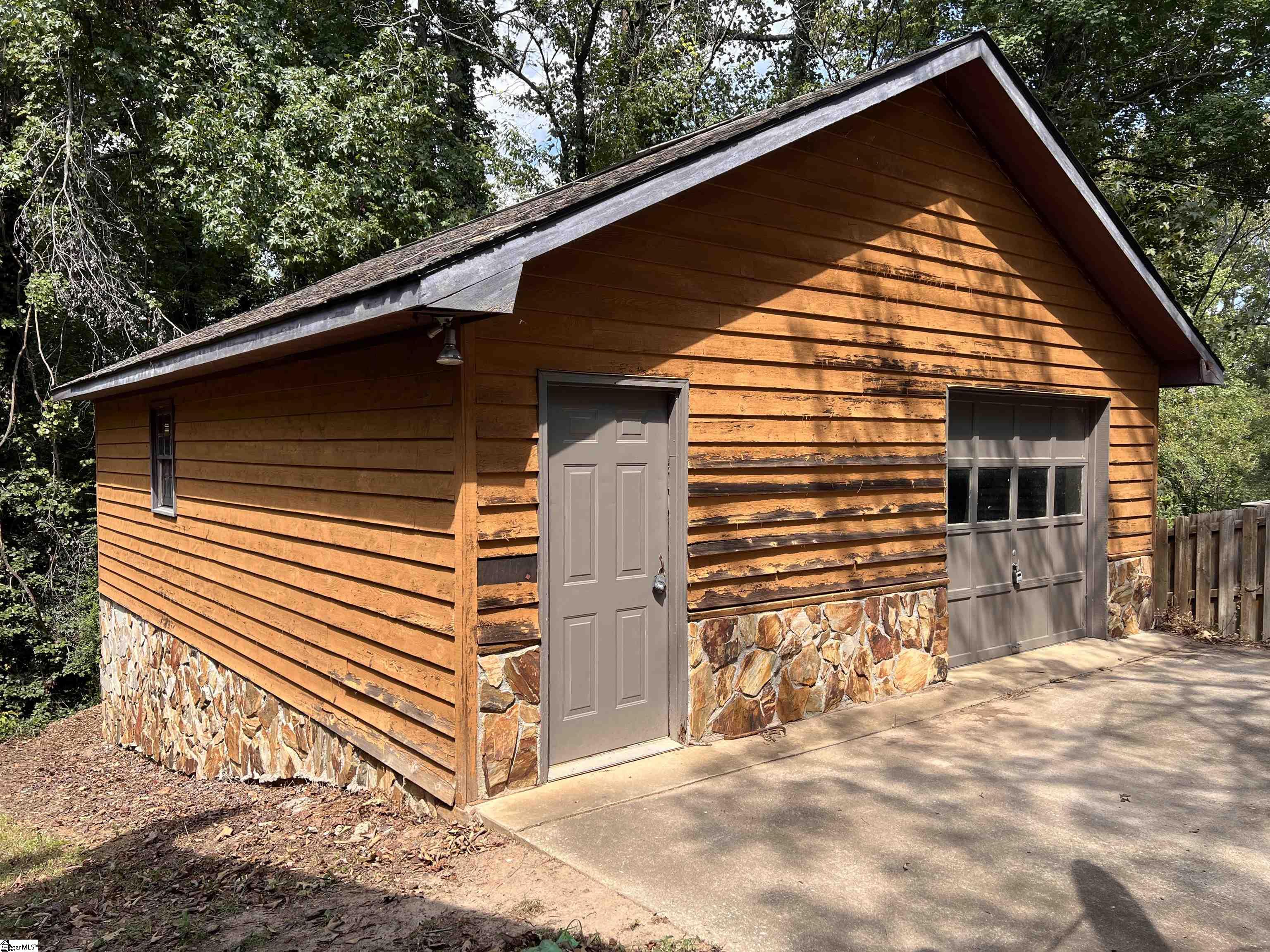 109 Edinburgh Place Moore, SC 29369