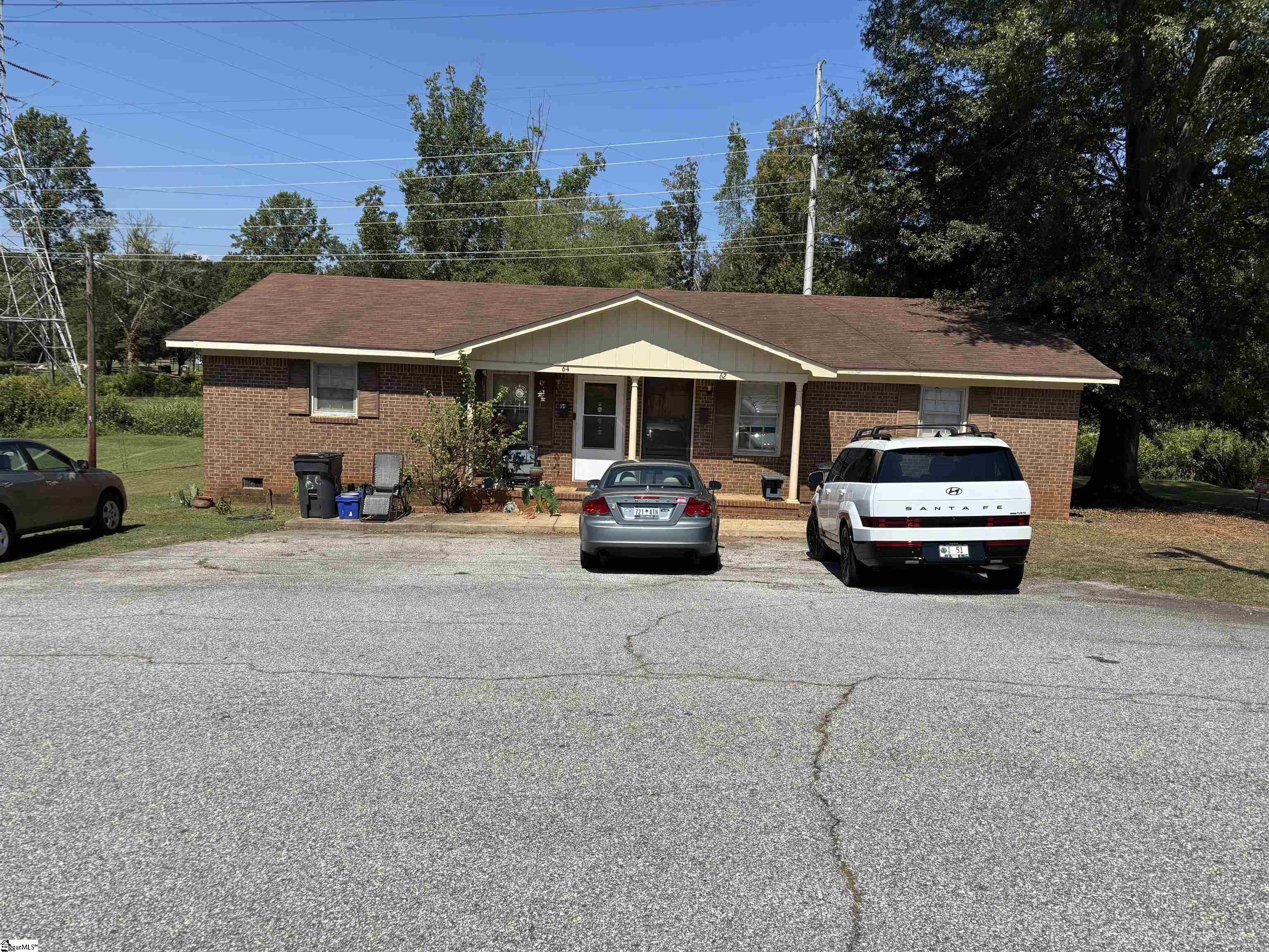 62 Circle Drive Greenville, SC 29617