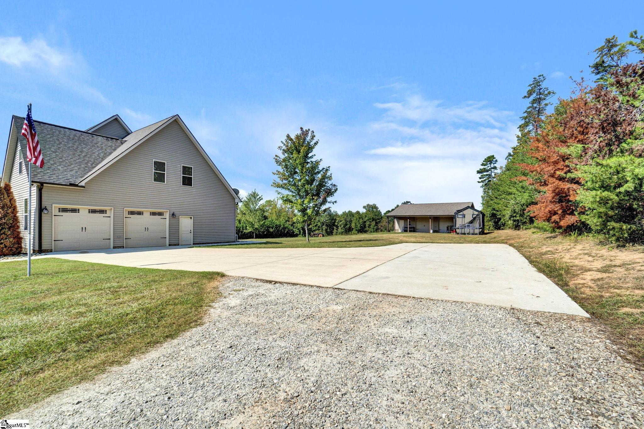 416 Bramlett Road Taylors, SC 29687