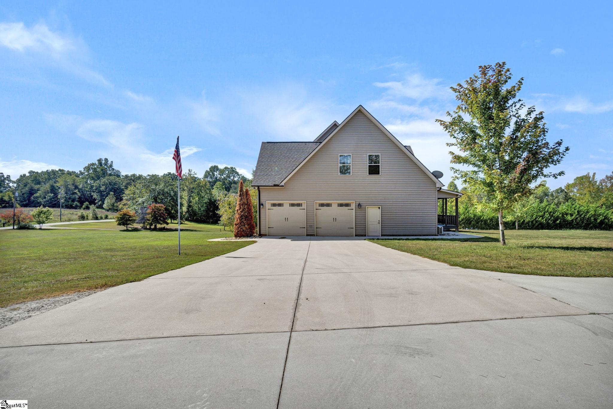 416 Bramlett Road Taylors, SC 29687