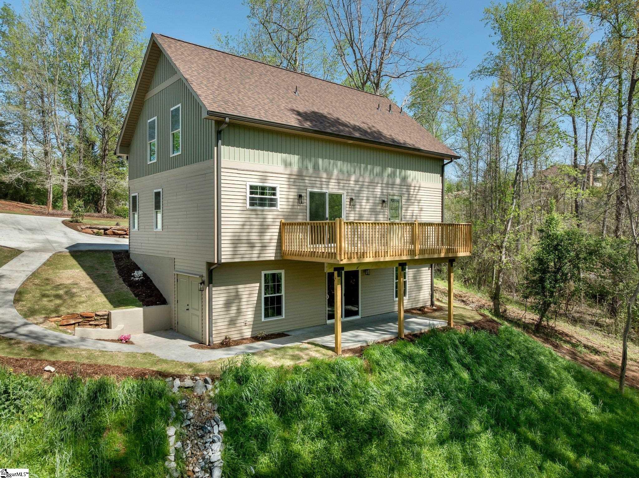 3064 Woodale Circle Seneca, SC 29678