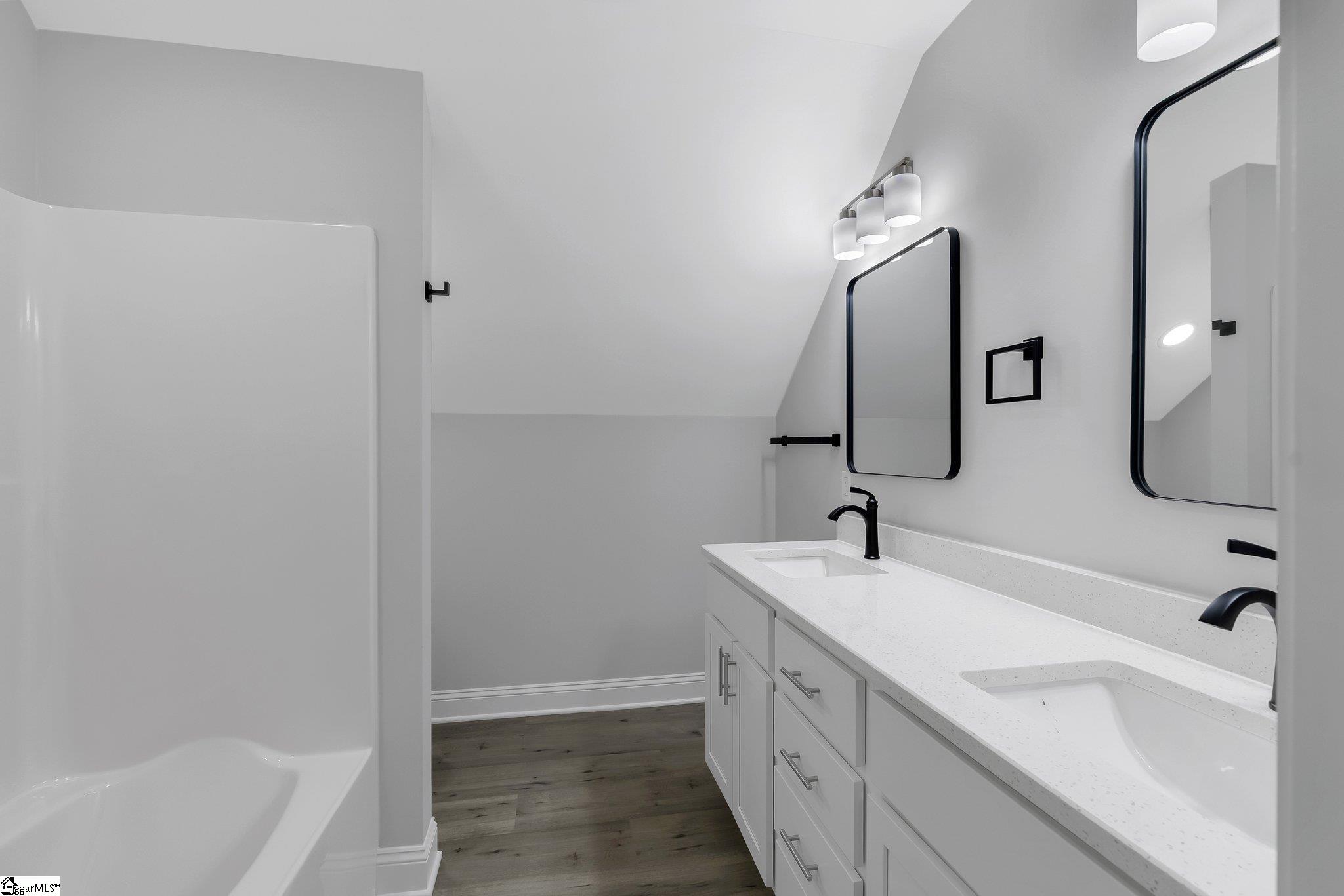 3064 Woodale Circle Seneca, SC 29678