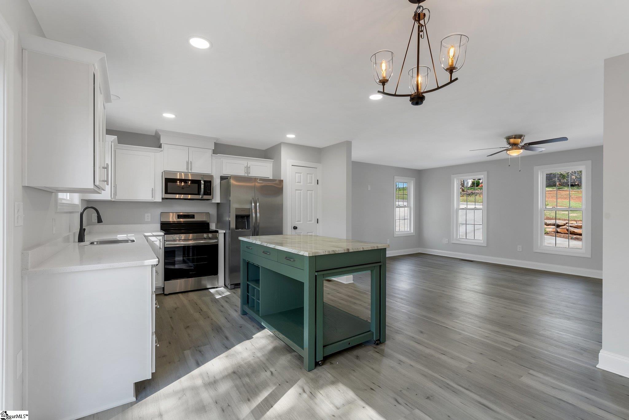 3064 Woodale Circle Seneca, SC 29678