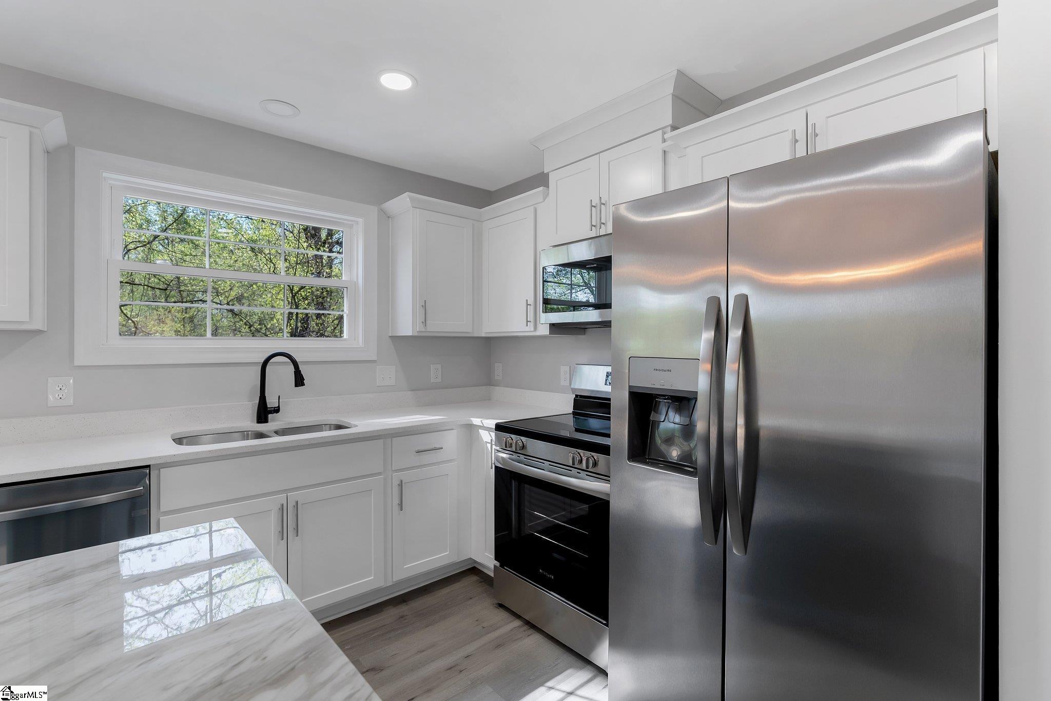 3064 Woodale Circle Seneca, SC 29678