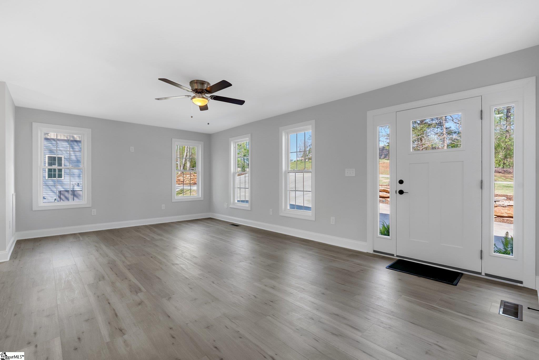 3064 Woodale Circle Seneca, SC 29678