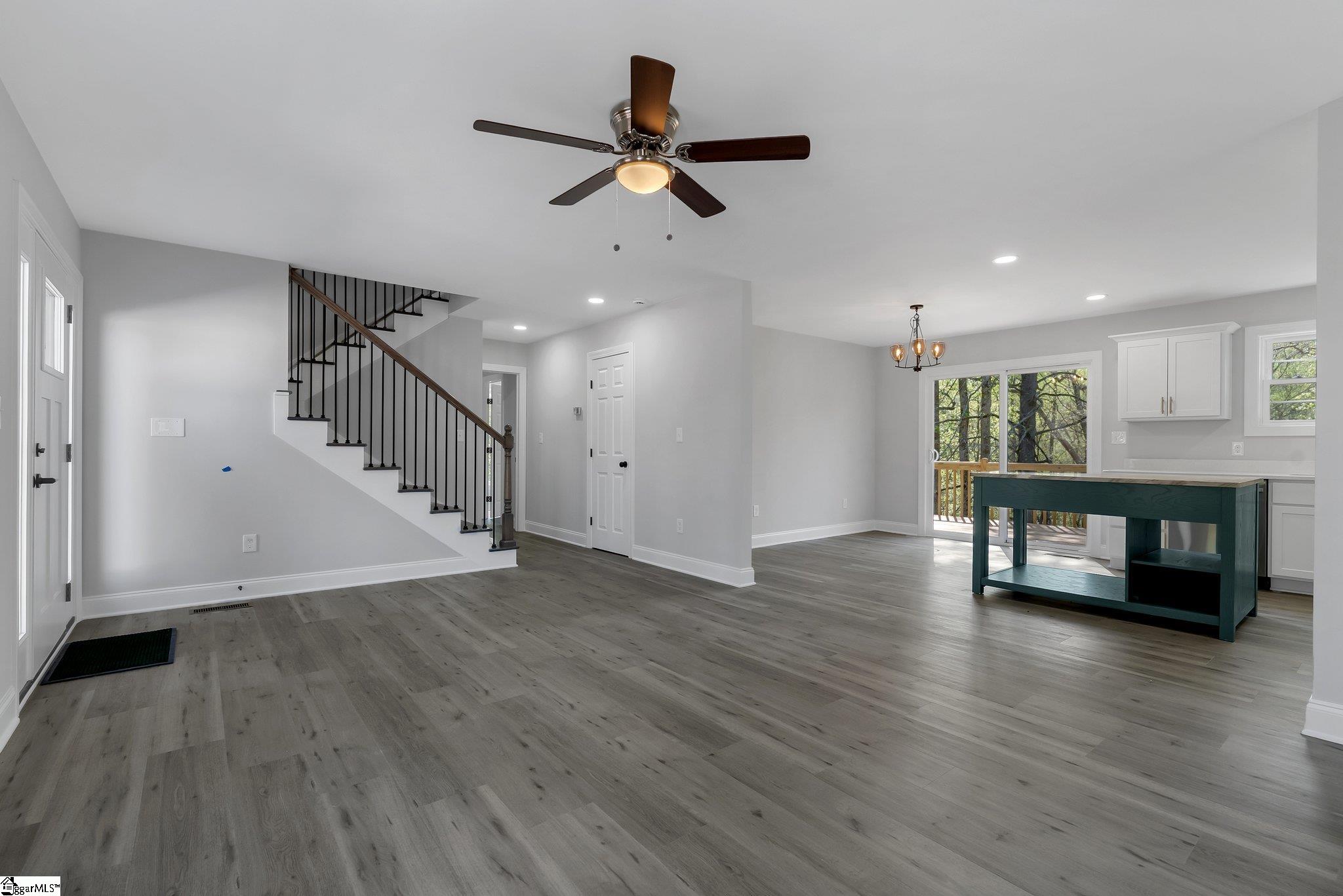 3064 Woodale Circle Seneca, SC 29678