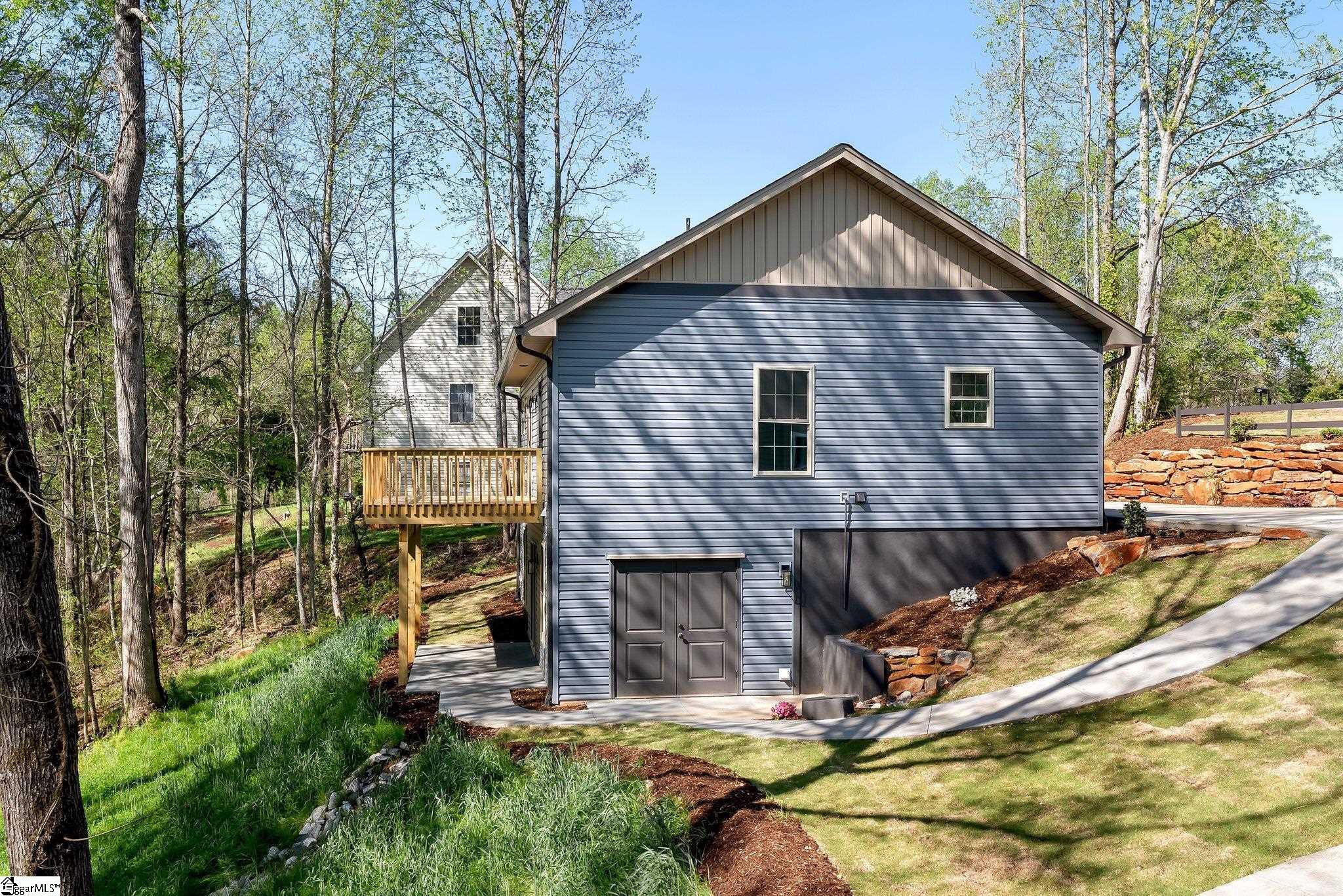 3064 Woodale Circle Seneca, SC 29678
