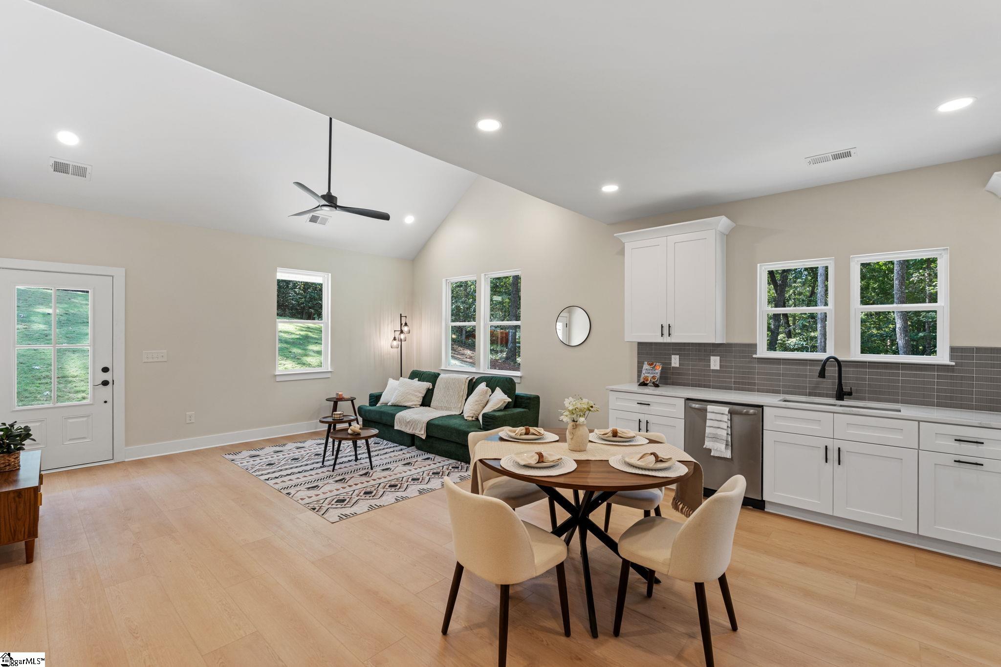 612 Kingswood Drive Westminster, SC 29693