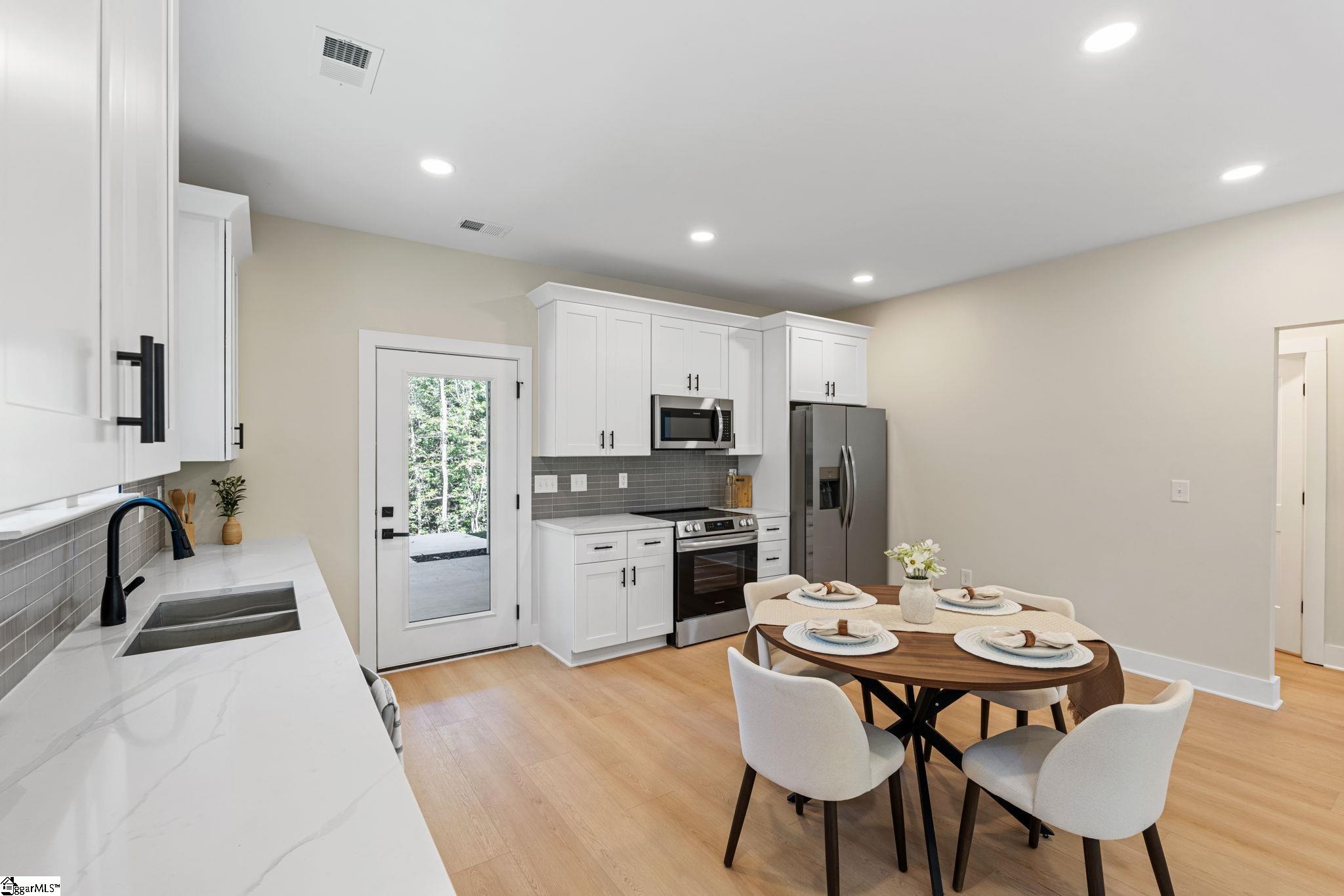 612 Kingswood Drive Westminster, SC 29693