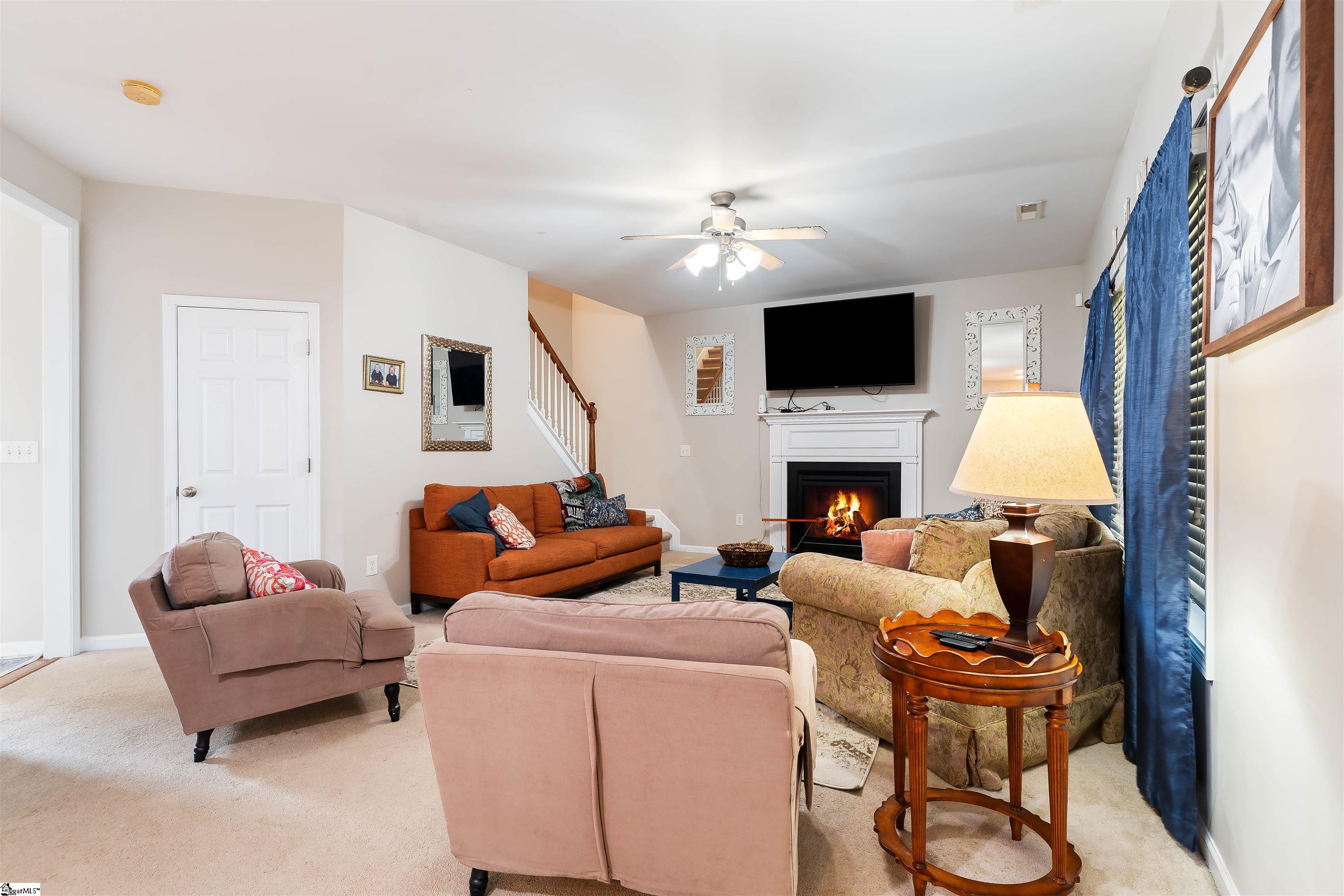 695 Flintrock Drive Boiling Springs, SC 29316