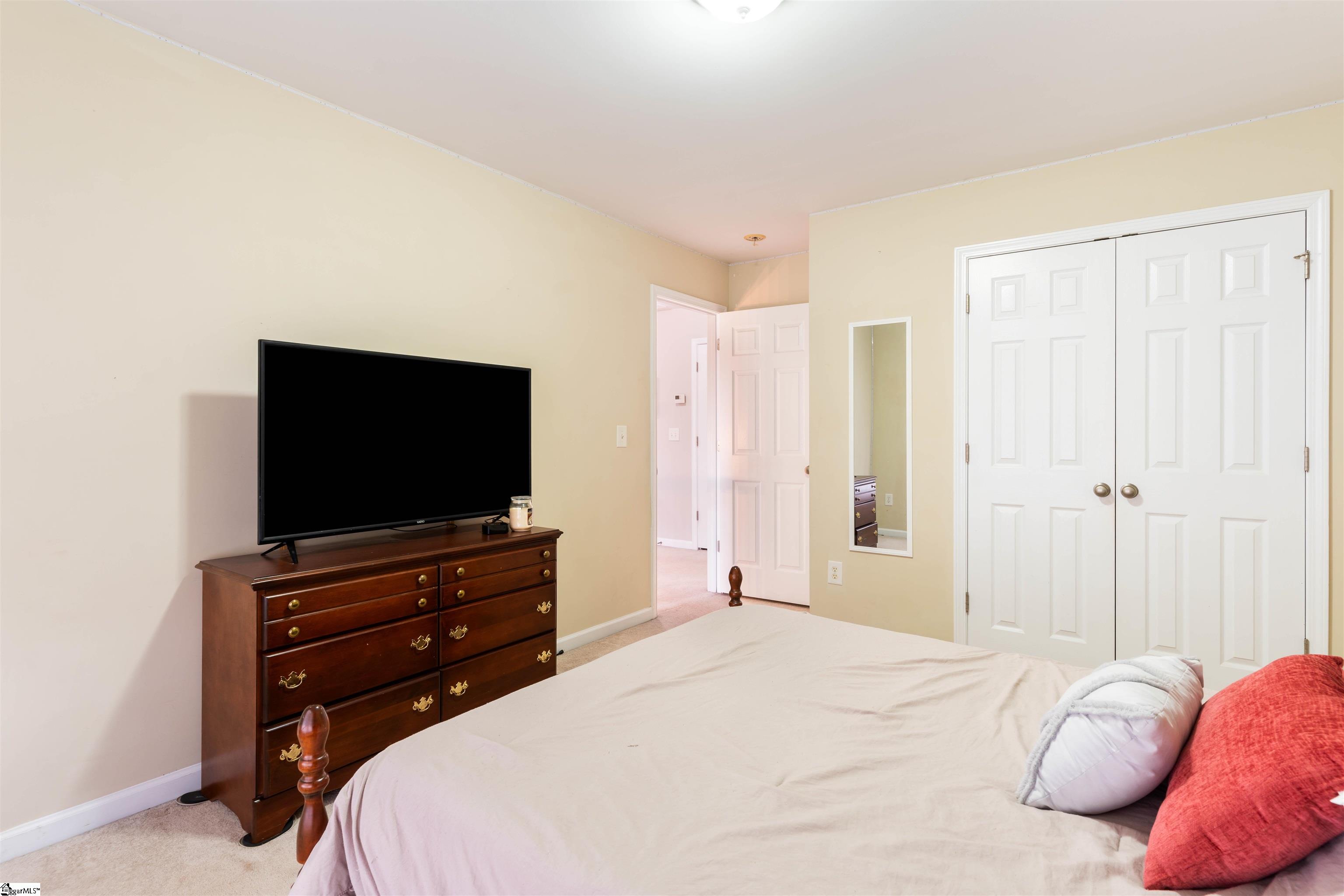 695 Flintrock Drive Boiling Springs, SC 29316