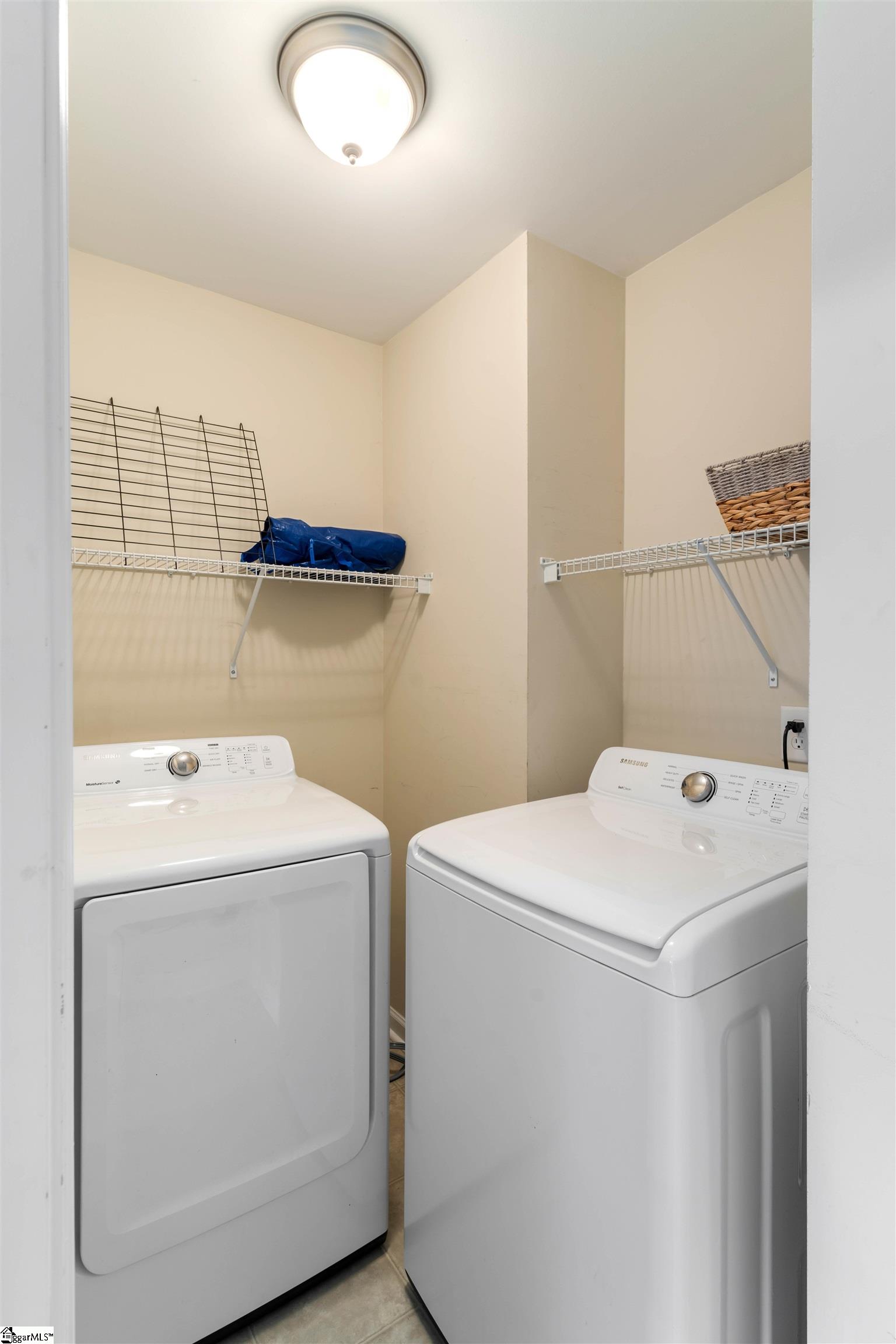 695 Flintrock Drive Boiling Springs, SC 29316