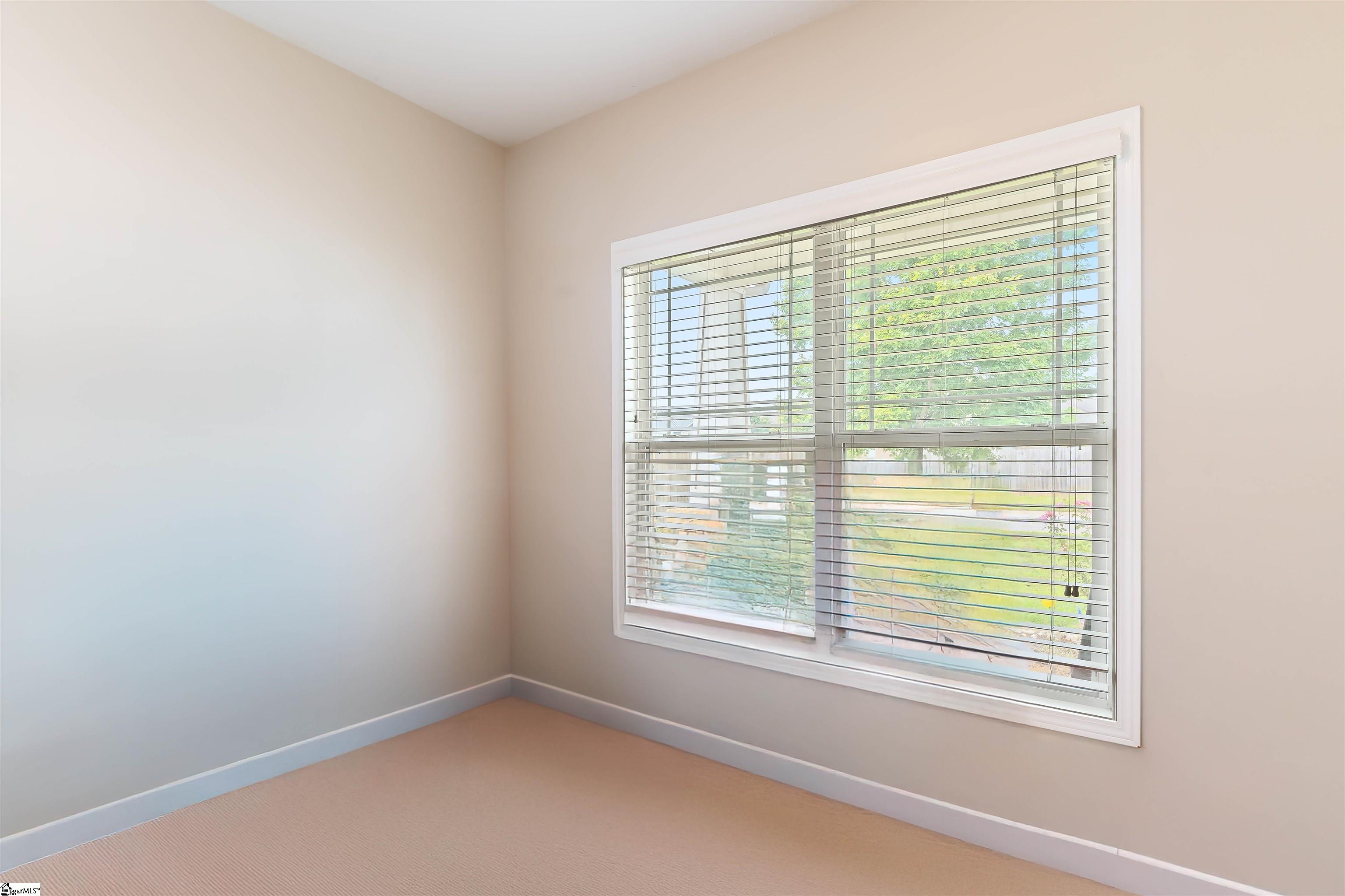 695 Flintrock Drive Boiling Springs, SC 29316