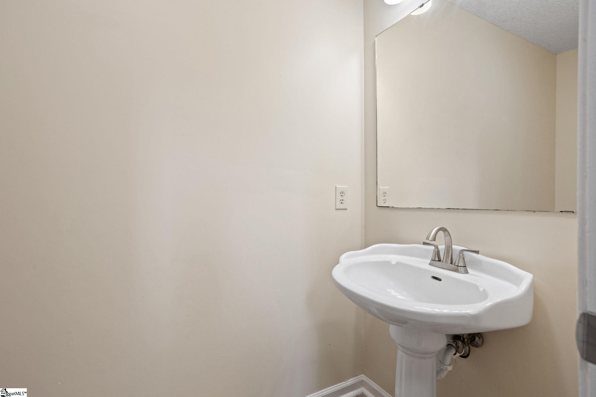 1213 Green Fern Drive Greenville, SC 29611