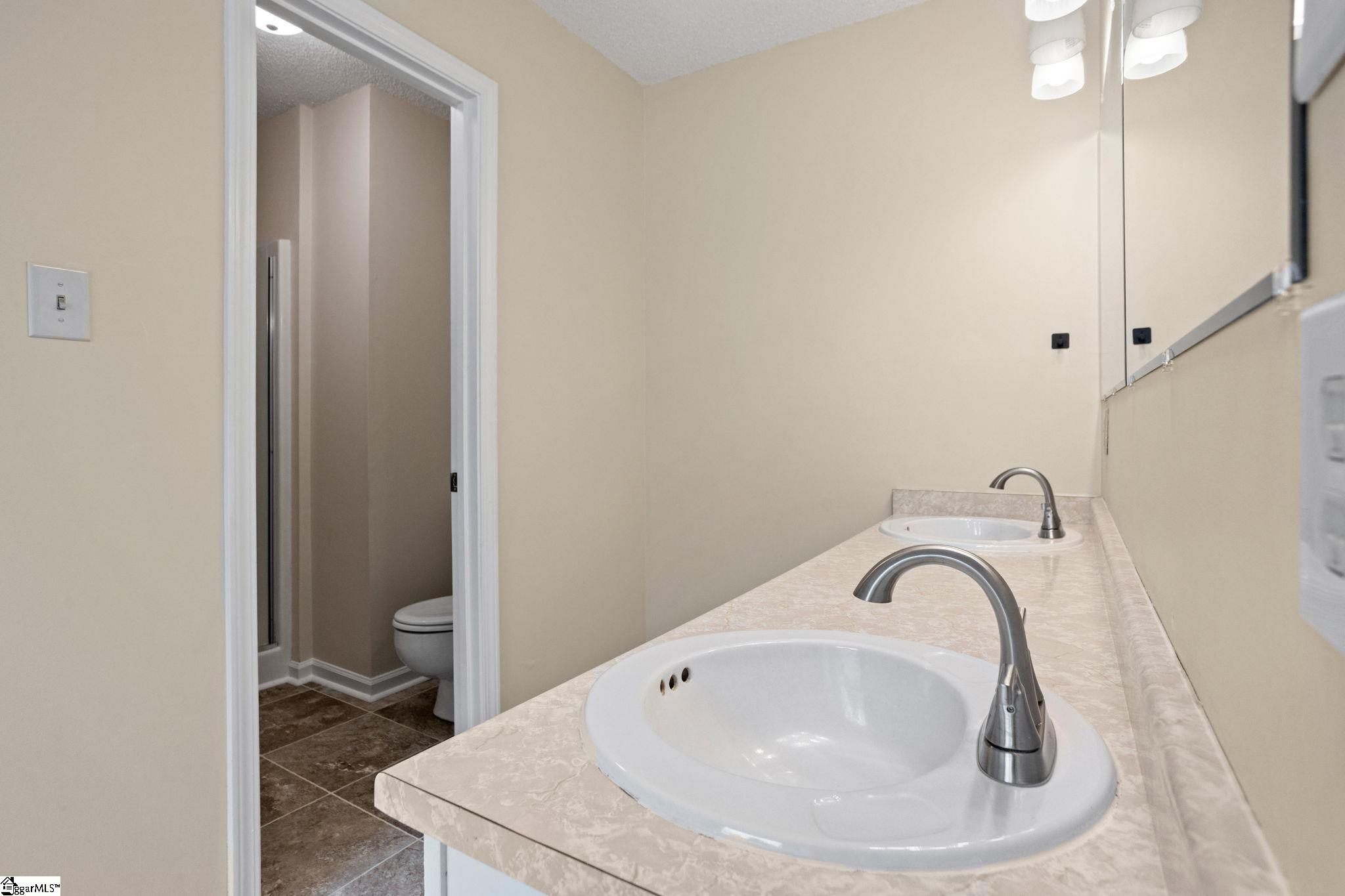 1213 Green Fern Drive Greenville, SC 29611