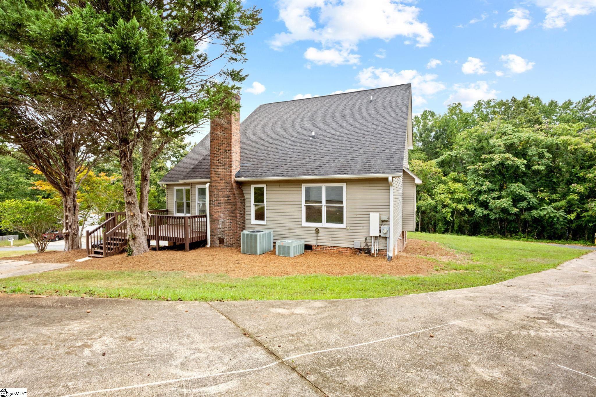 1213 Green Fern Drive Greenville, SC 29611