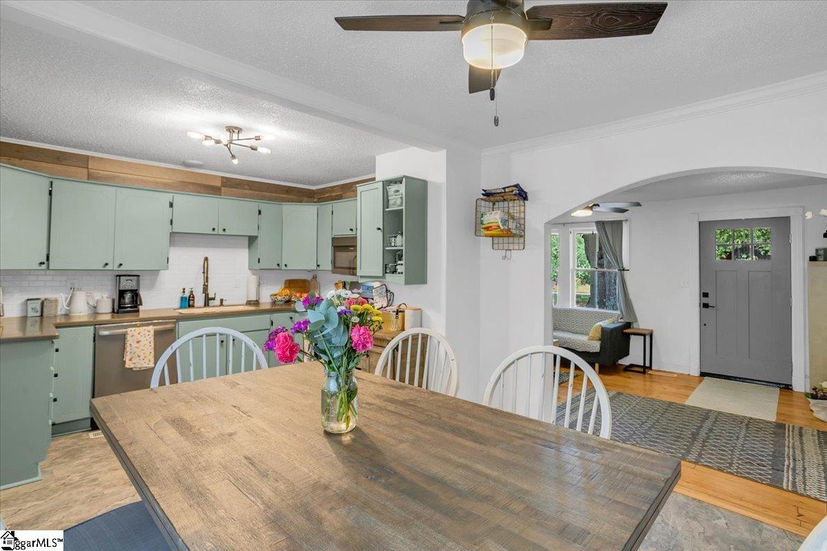 215 Breazeale Drive Williamston, SC 29697-9051