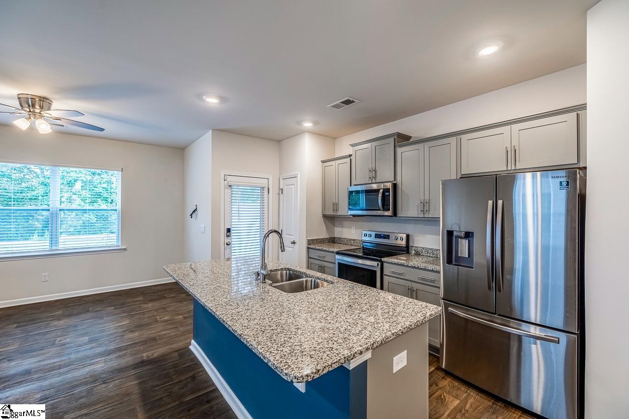 1422 Bella Grace Court Boiling Springs, SC 29316