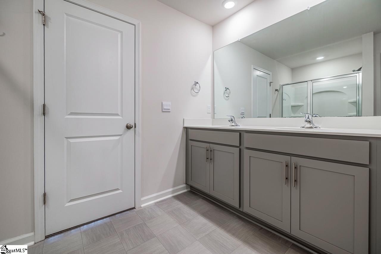 1422 Bella Grace Court Boiling Springs, SC 29316
