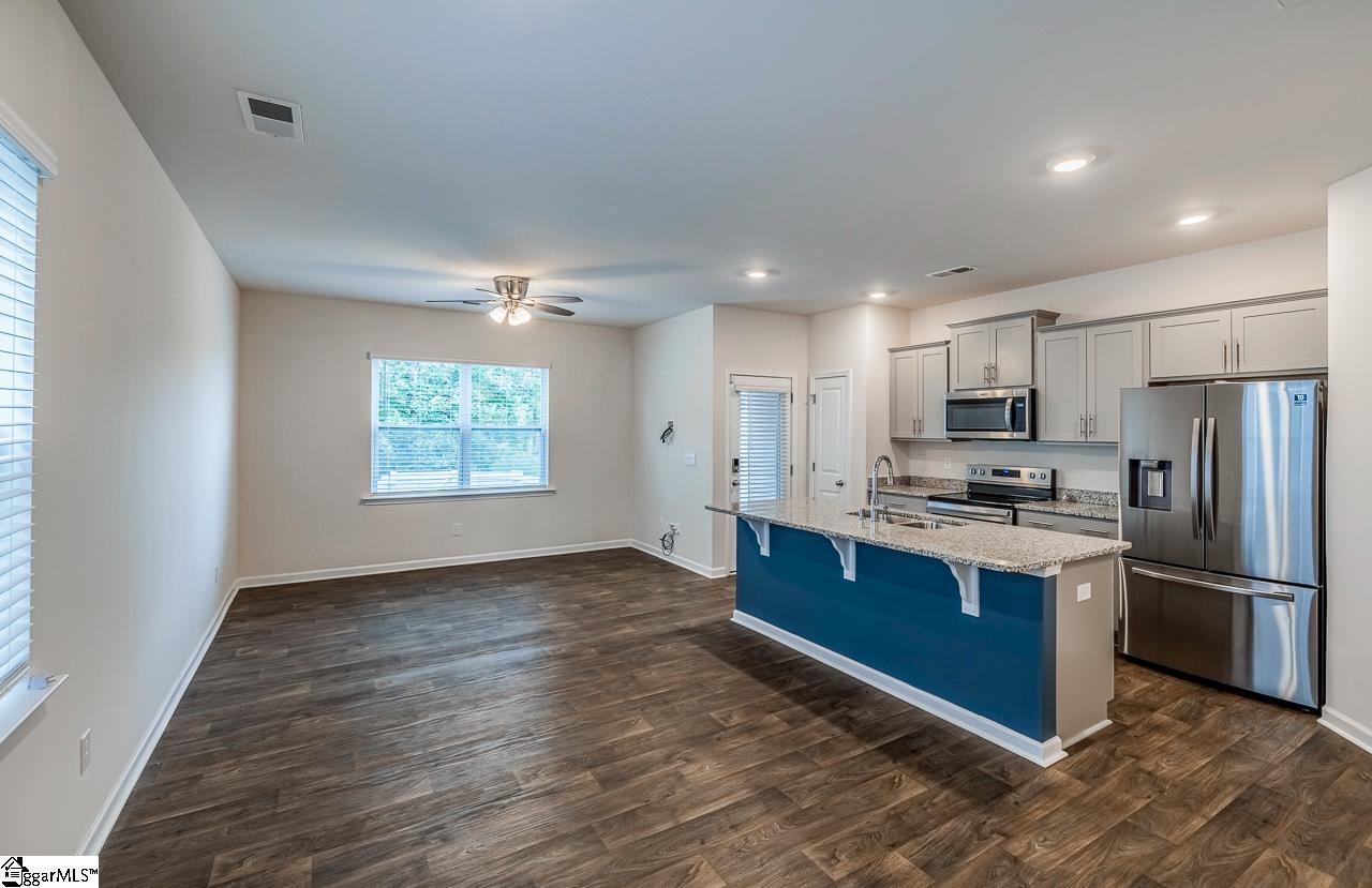 1422 Bella Grace Court Boiling Springs, SC 29316