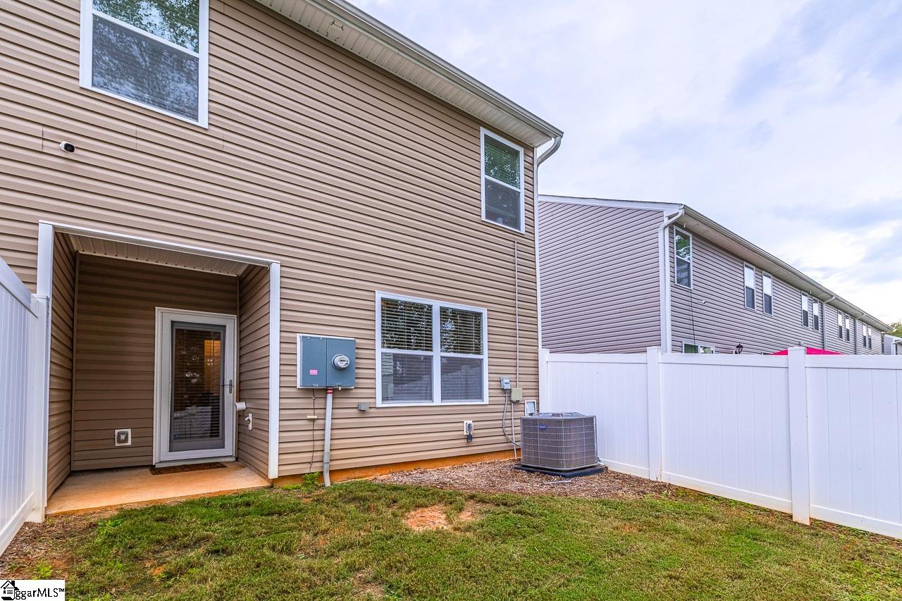 1422 Bella Grace Court Boiling Springs, SC 29316
