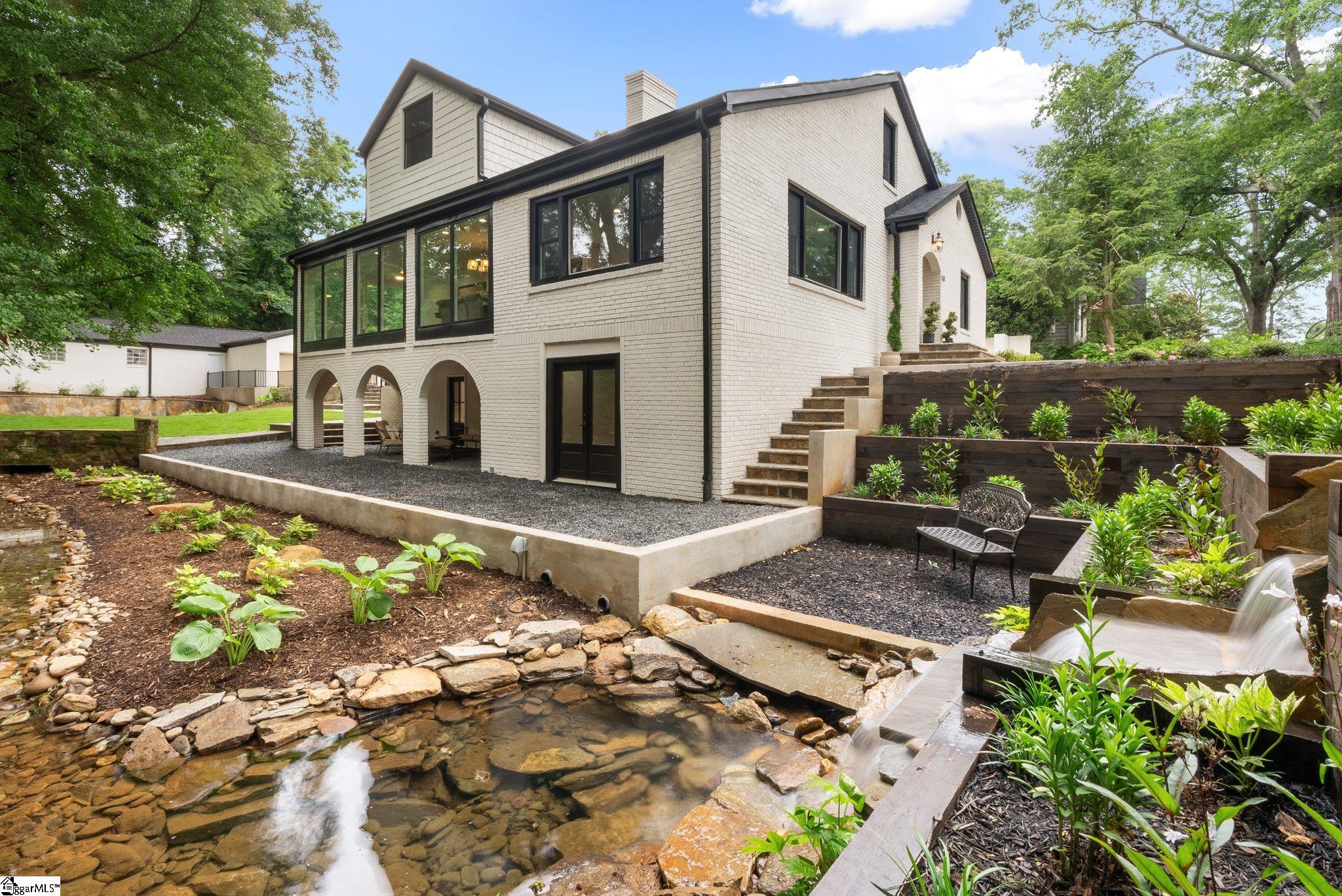 118 Tindal Avenue Greenville, SC 29605