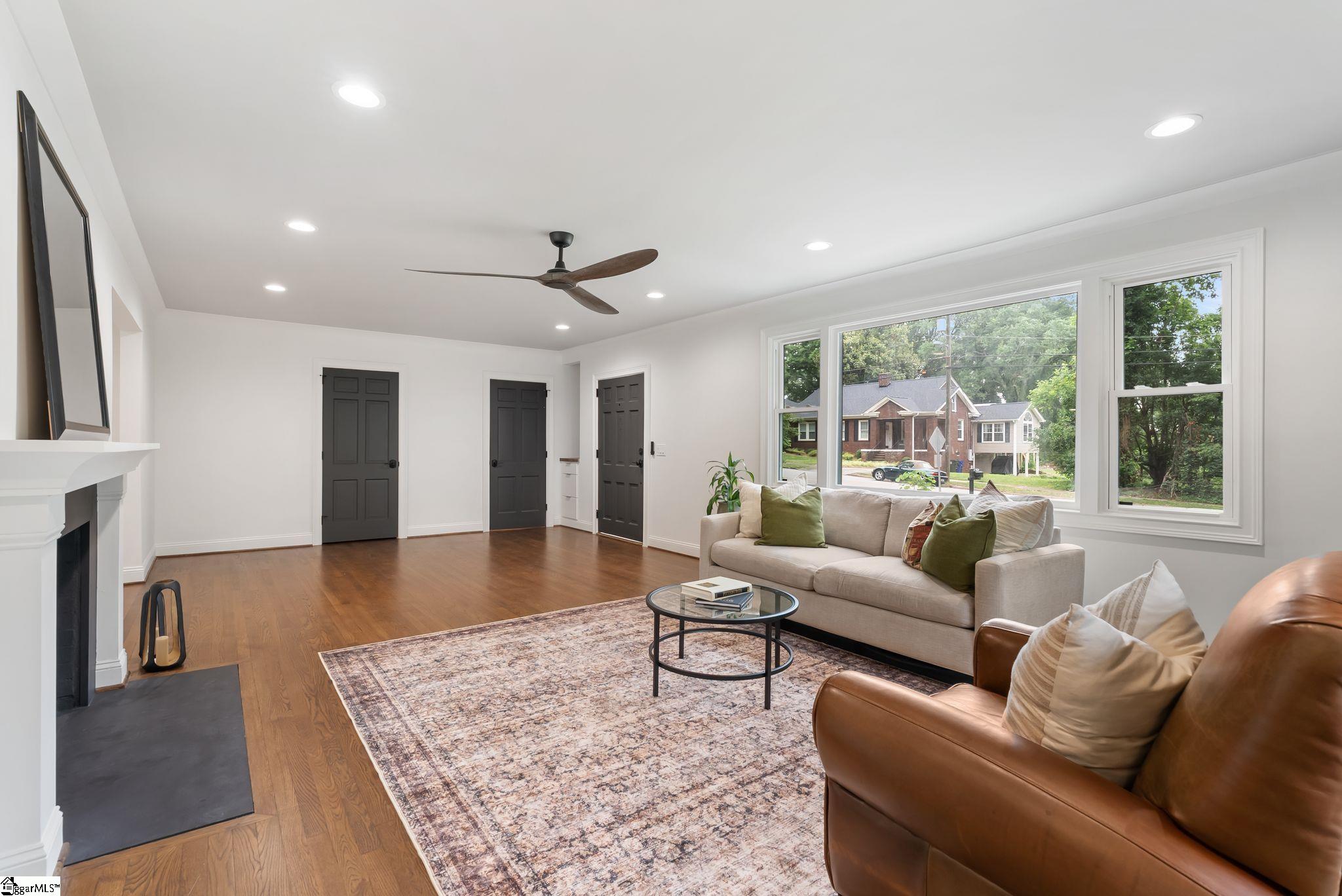 118 Tindal Avenue Greenville, SC 29605