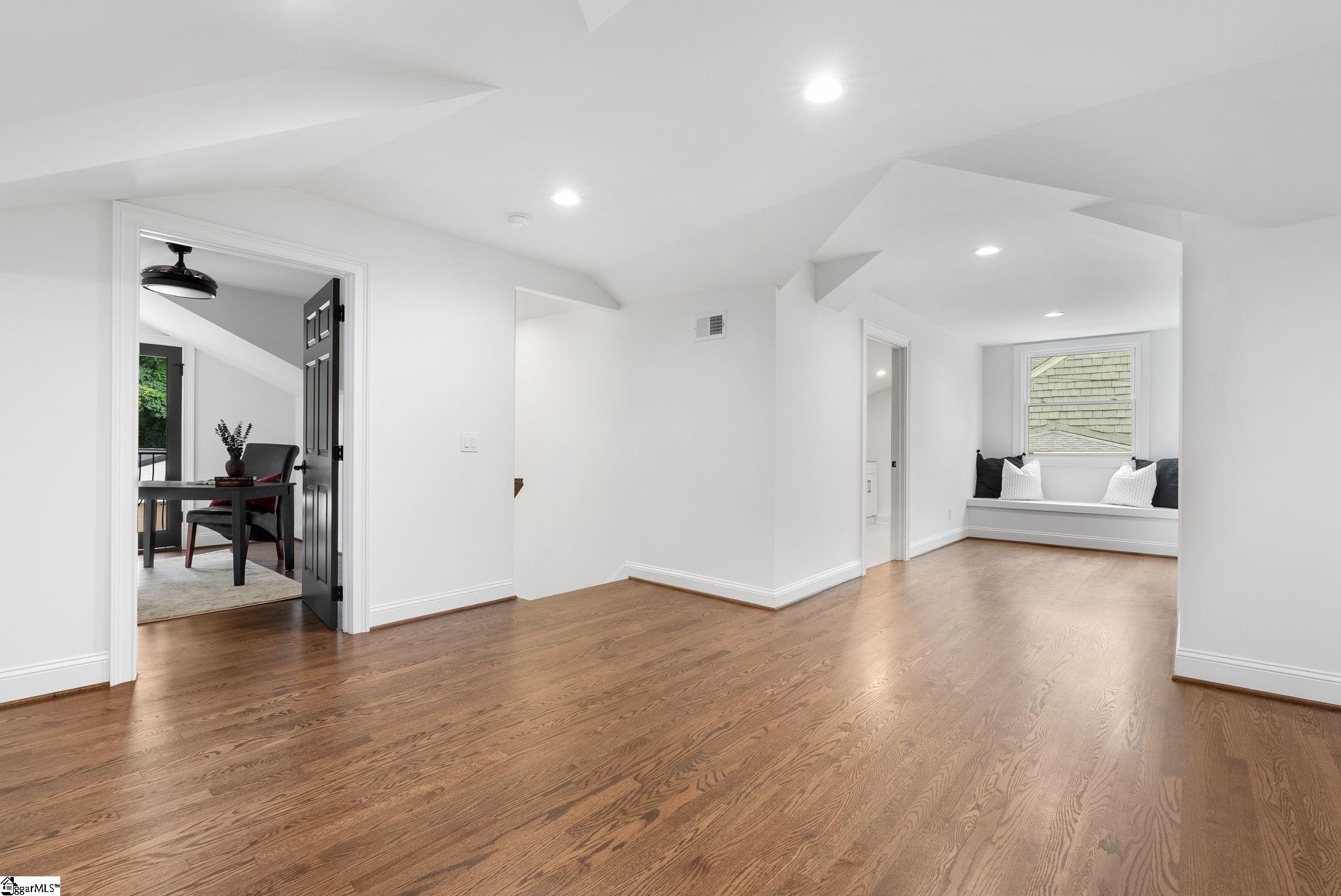 118 Tindal Avenue Greenville, SC 29605