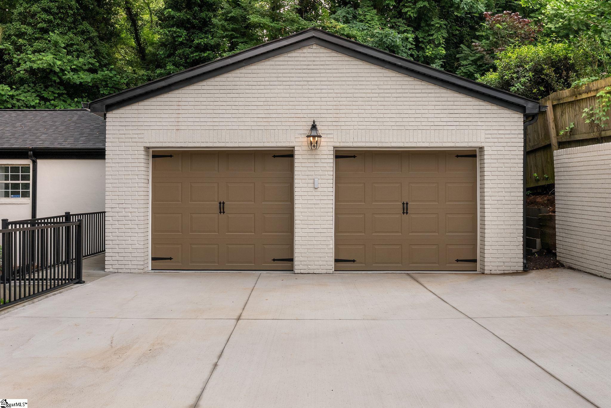 118 Tindal Avenue Greenville, SC 29605