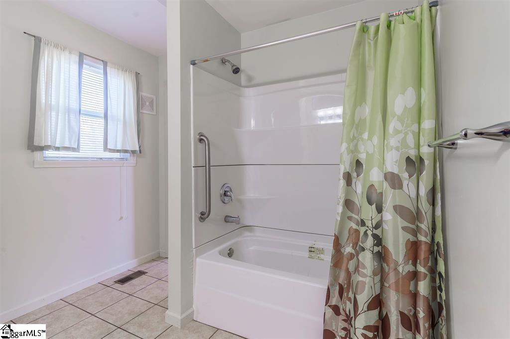152 Walker Road Ware Shoals, SC 29692