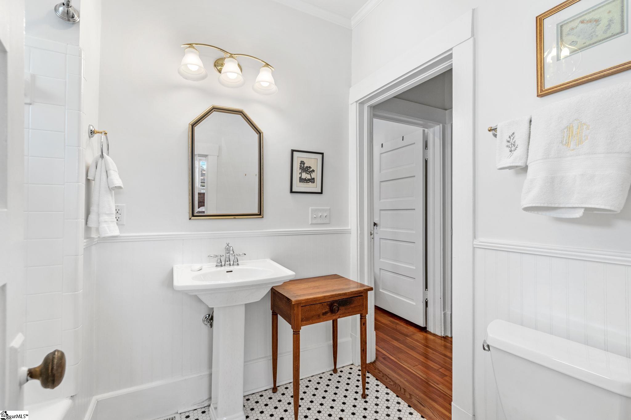 204 Stewart Street Greenville, SC 29605
