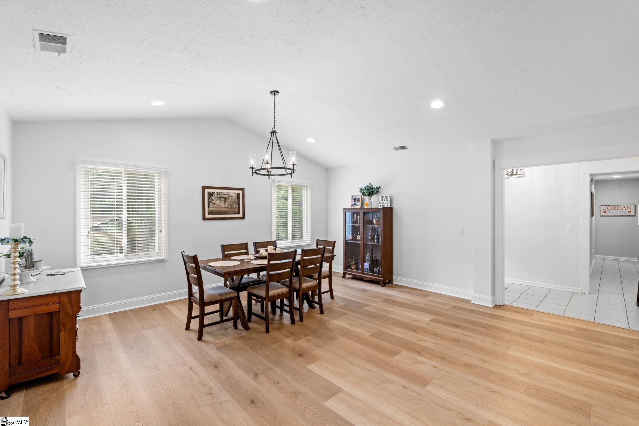 406 Huntington Road Easley, SC 29642
