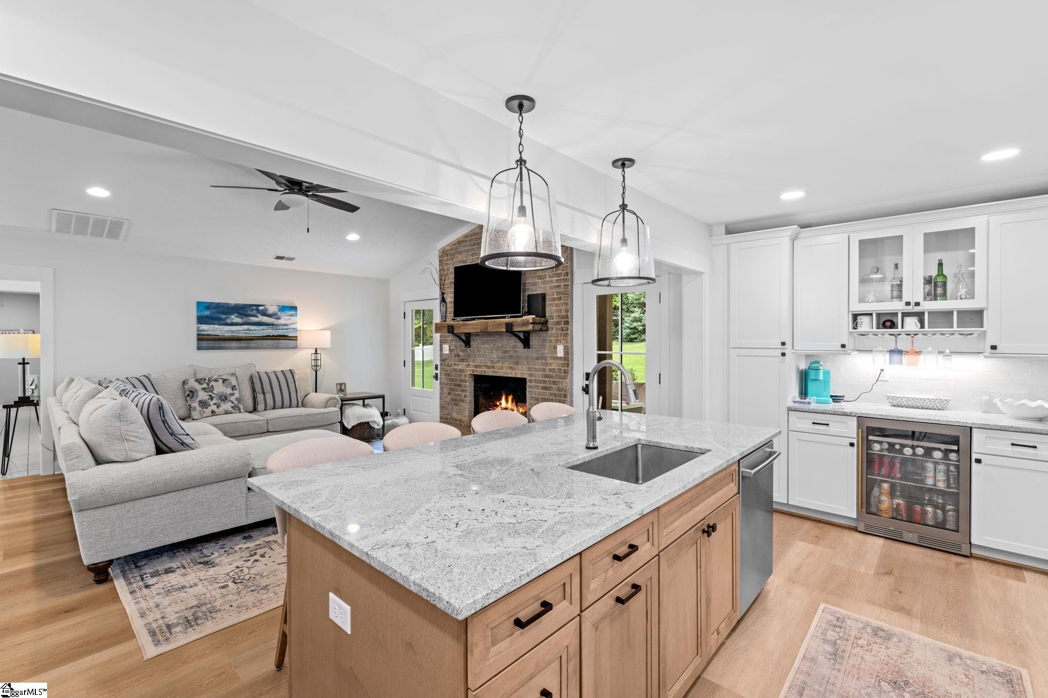 406 Huntington Road Easley, SC 29642