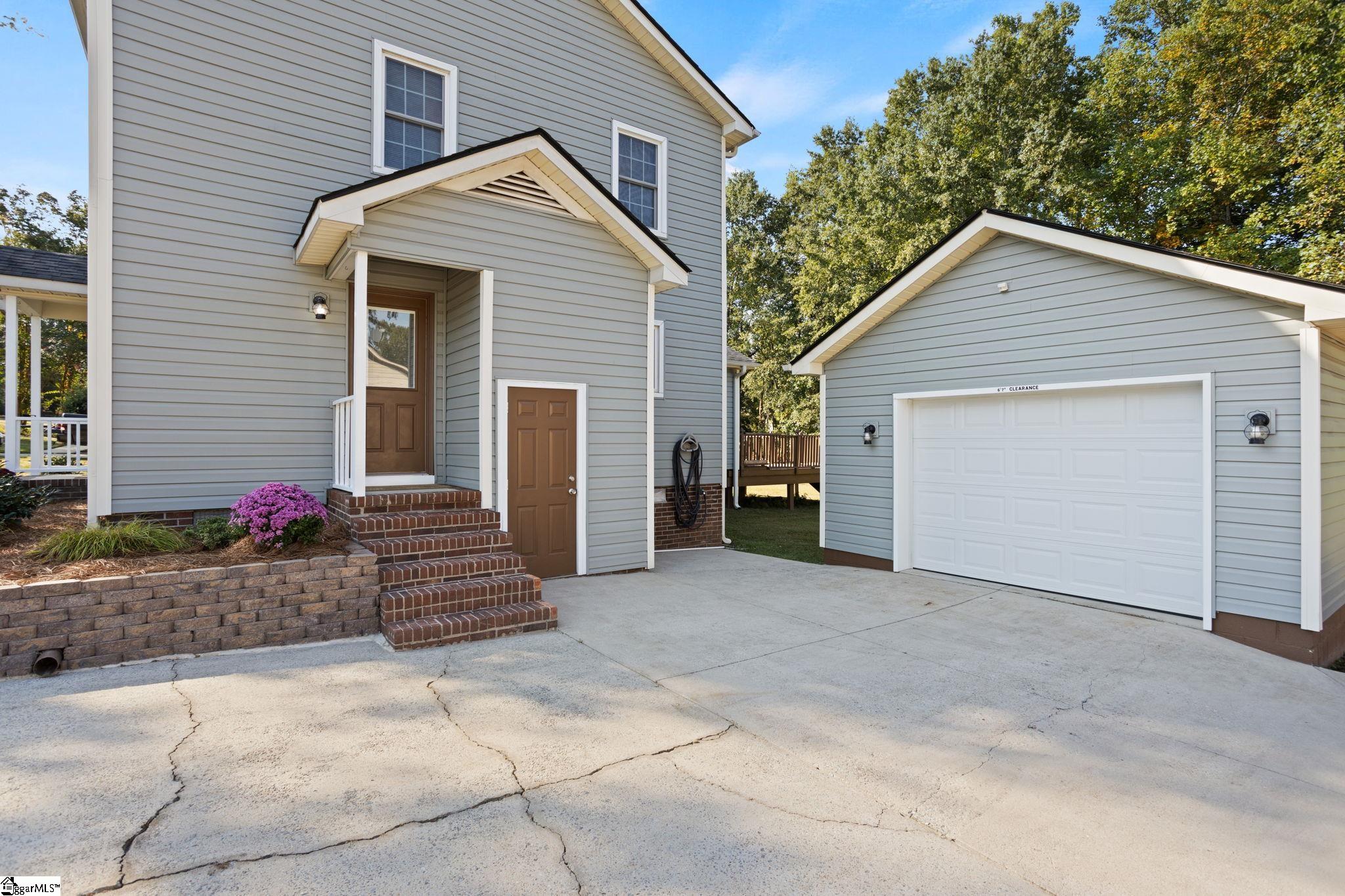 101 Meadowview Drive Taylors, SC 29687