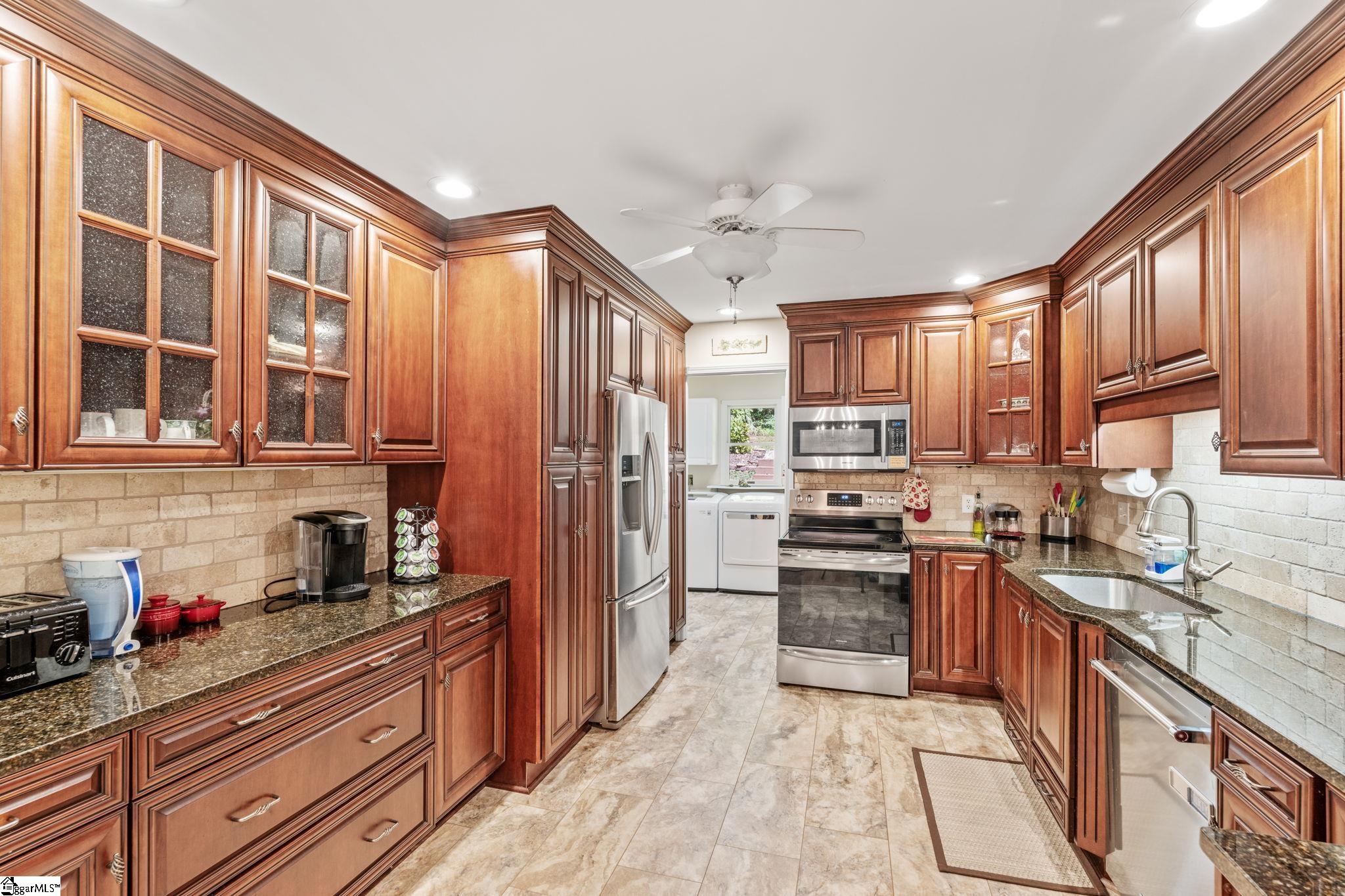 211 Cherokee Drive Fair Play, SC 29643