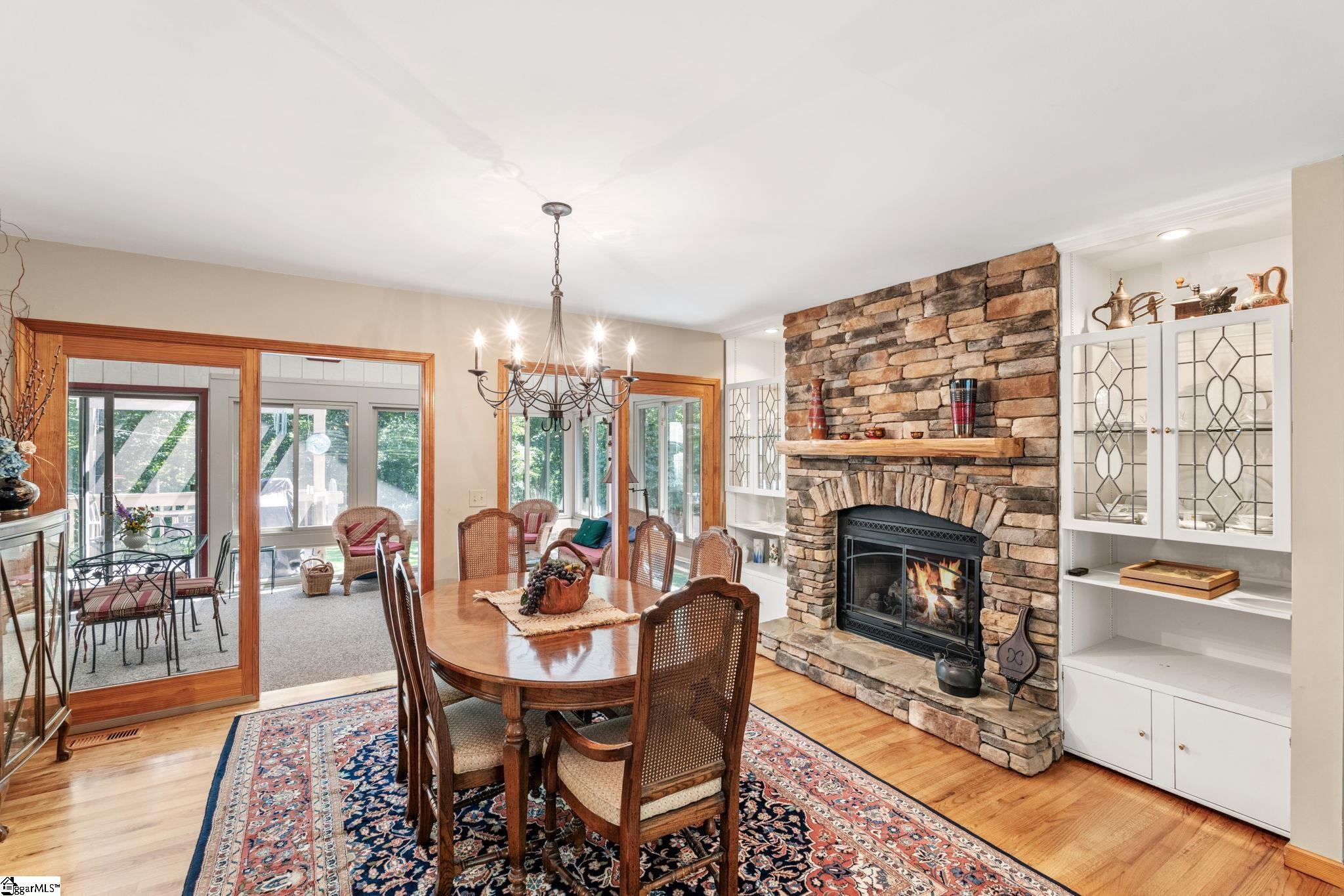 211 Cherokee Drive Fair Play, SC 29643