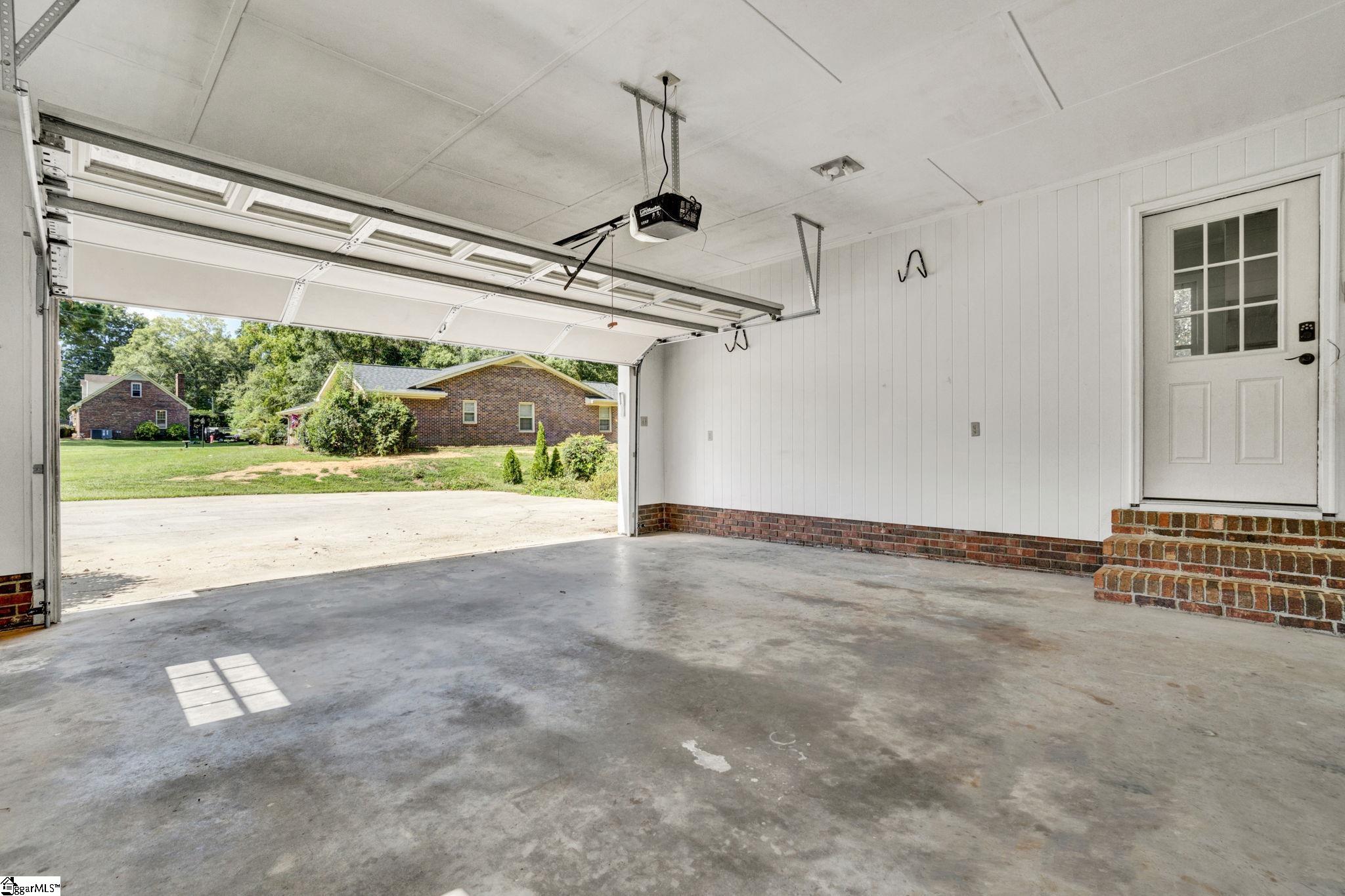 154 Crescent Road Greenwood, SC 29649