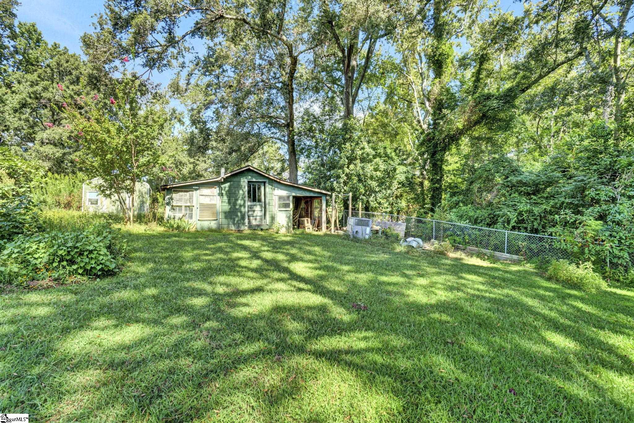 154 Crescent Road Greenwood, SC 29649