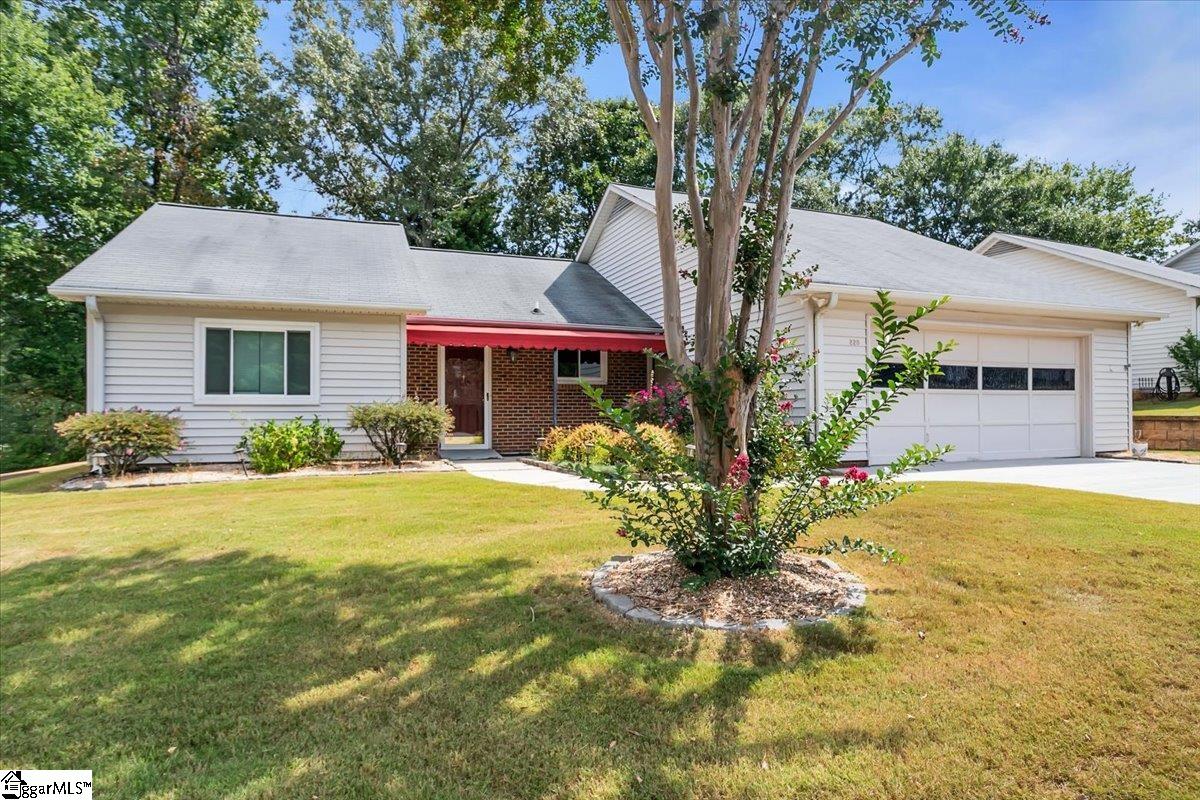 220 Creek Forest Drive Greenville, SC 29615