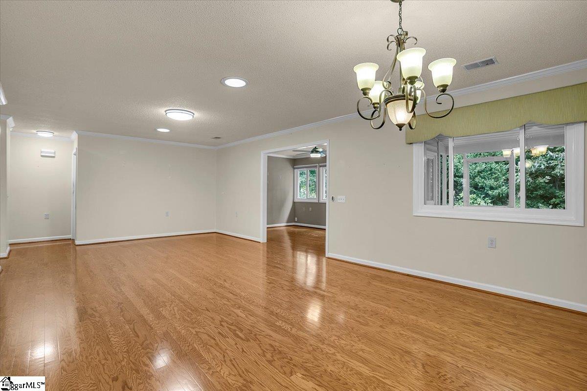220 Creek Forest Drive Greenville, SC 29615