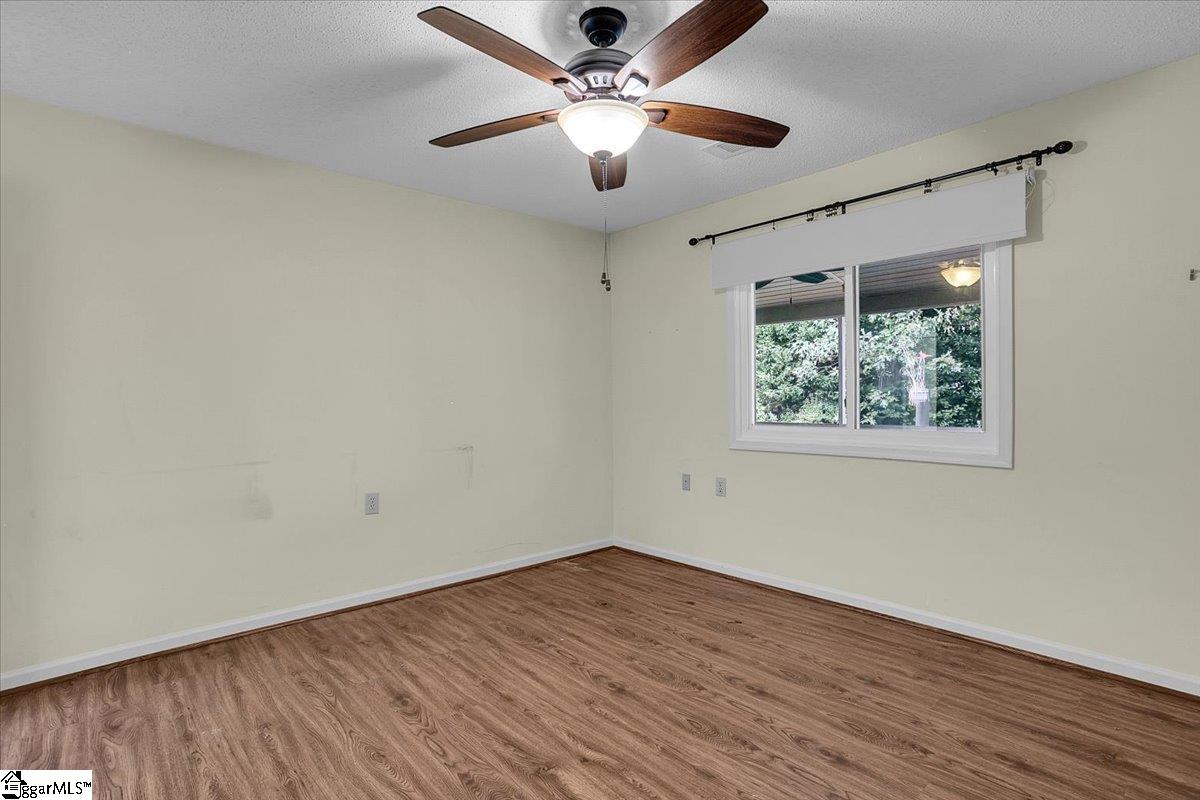 220 Creek Forest Drive Greenville, SC 29615