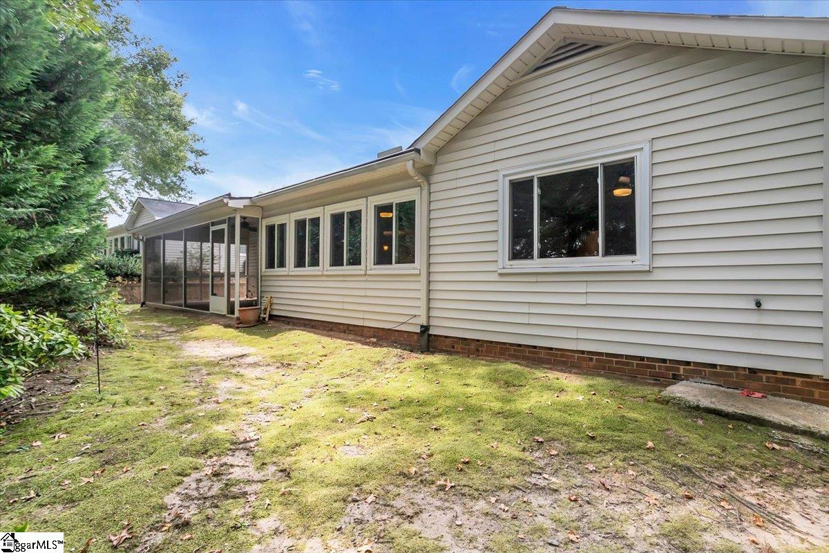 220 Creek Forest Drive Greenville, SC 29615