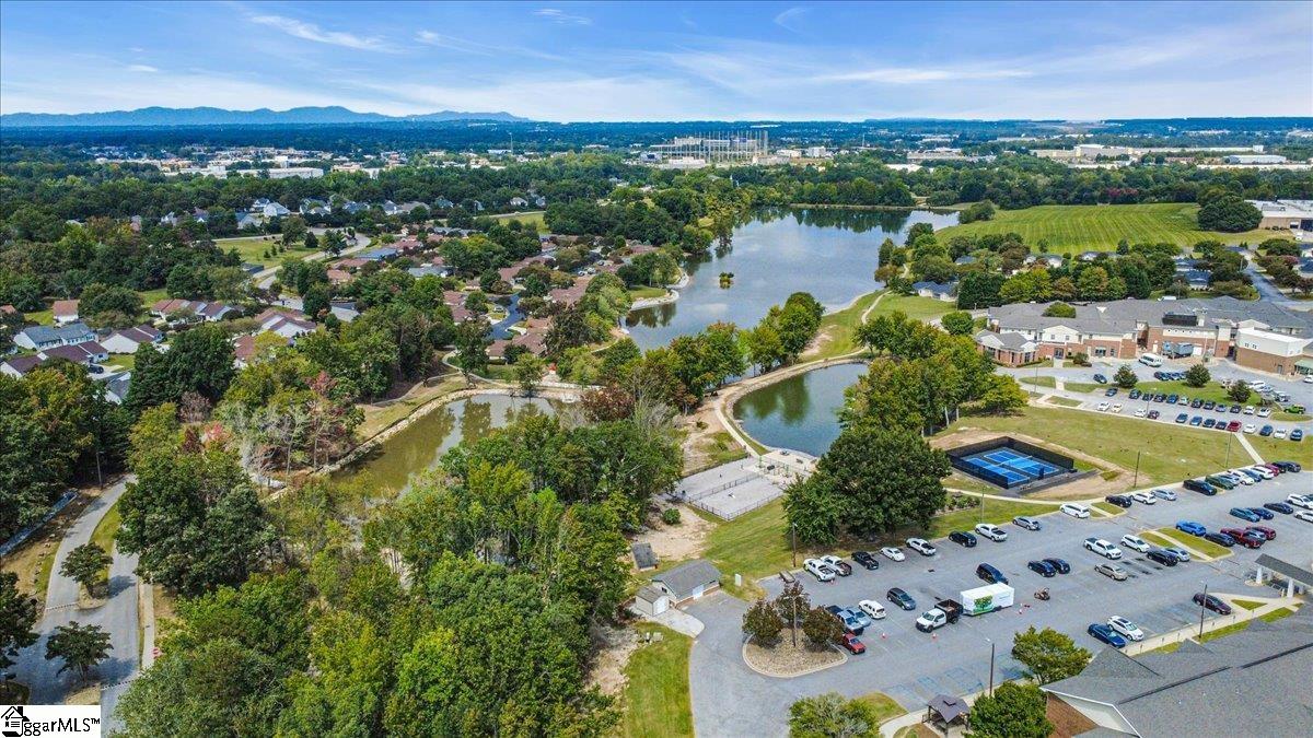 220 Creek Forest Drive Greenville, SC 29615