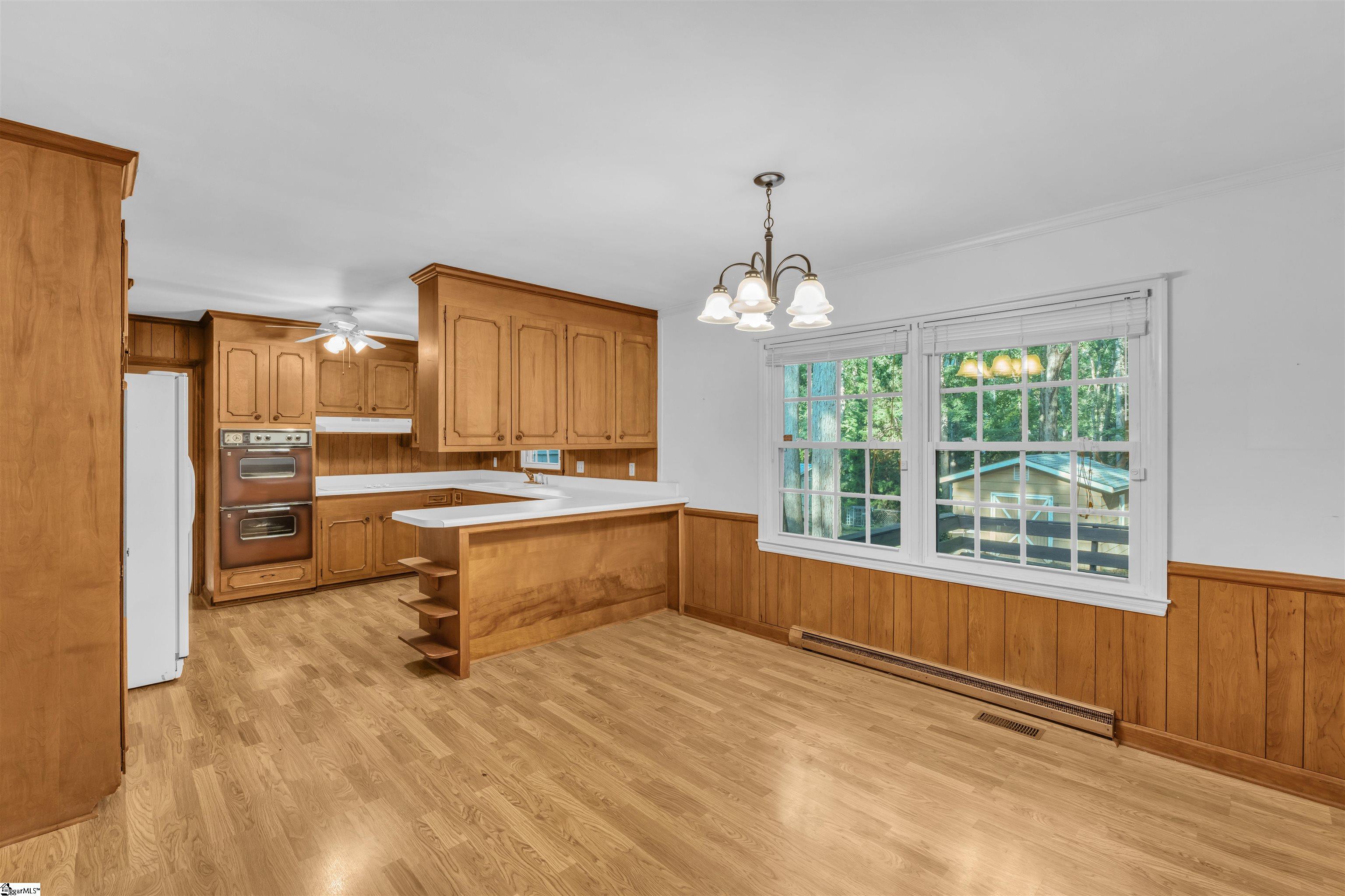 216 Dellrose Circle Taylors, SC 29687